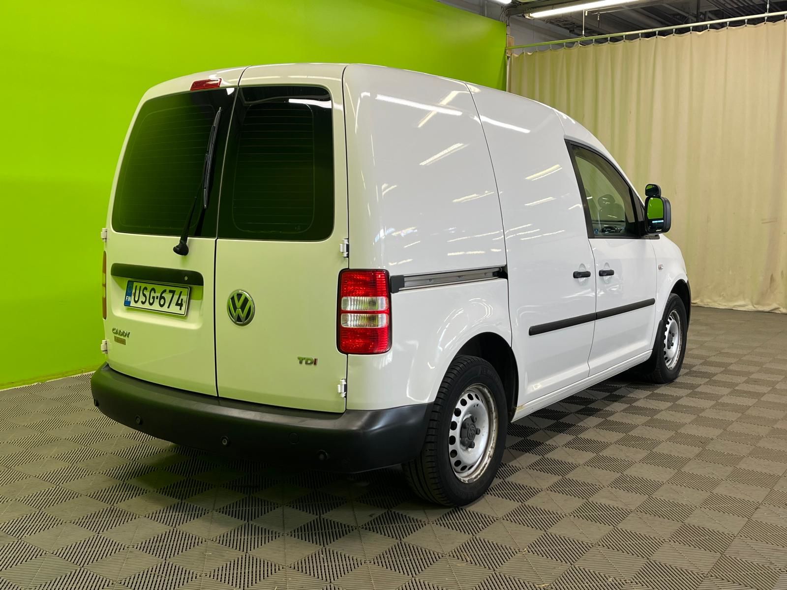 Volkswagen Caddy 2012, photo 2/9