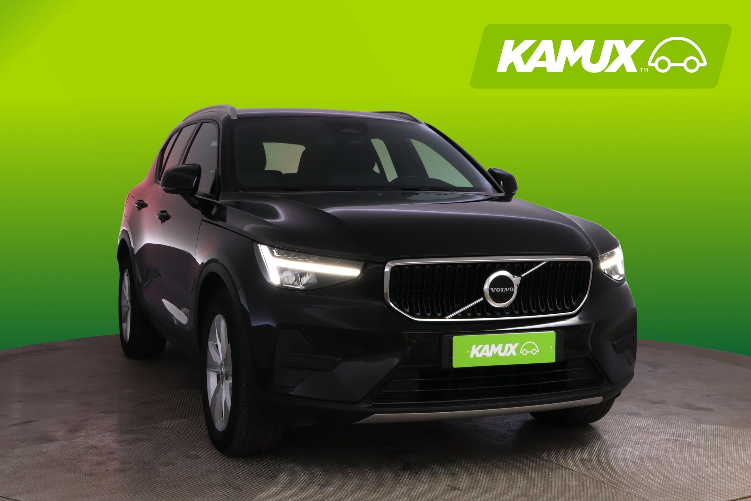 Volvo XC40 B3 MHEV Business 2023, photo 6/6