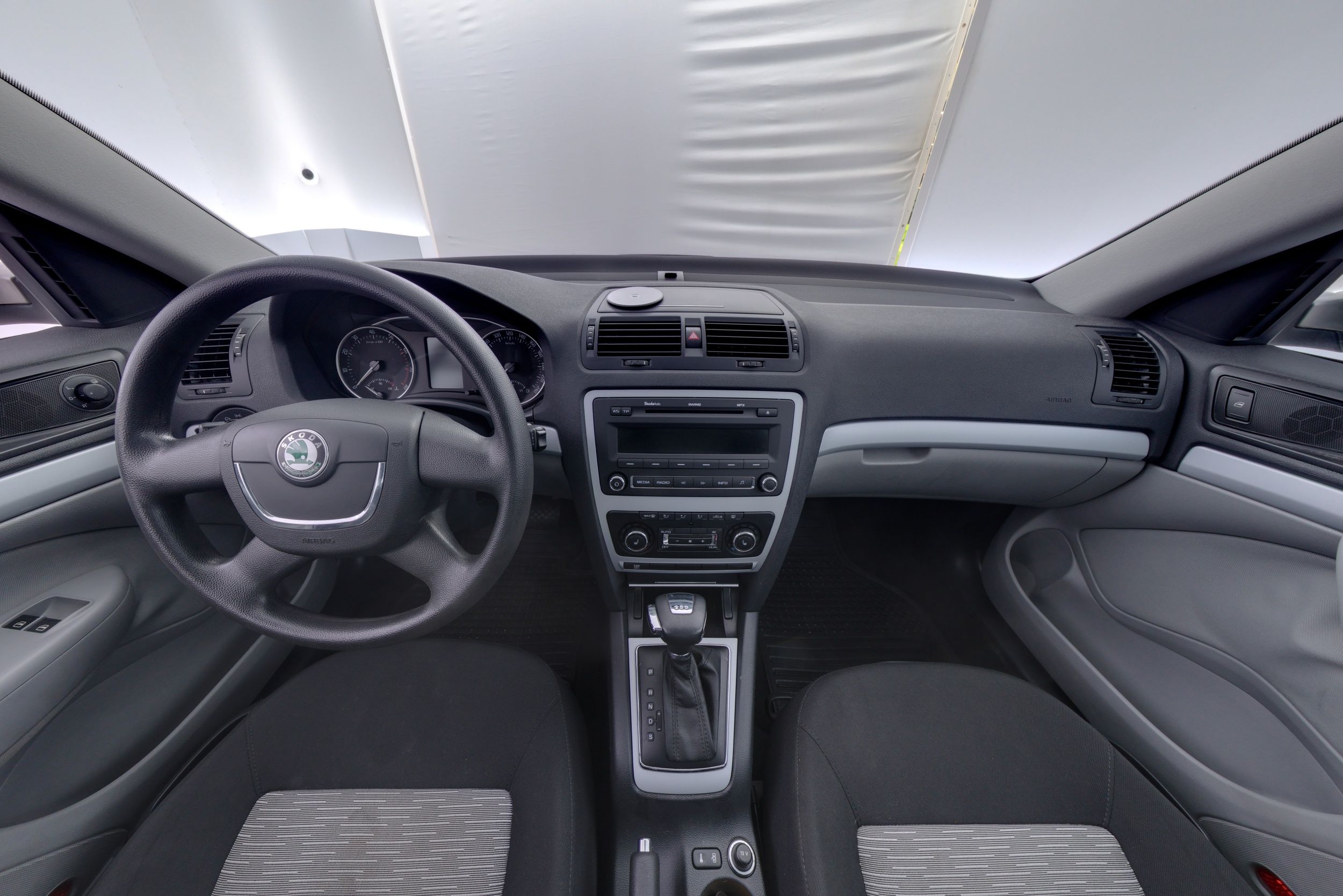 Skoda Octavia 1,4 TSI Ambiente DSG 2009, kuva 7/20