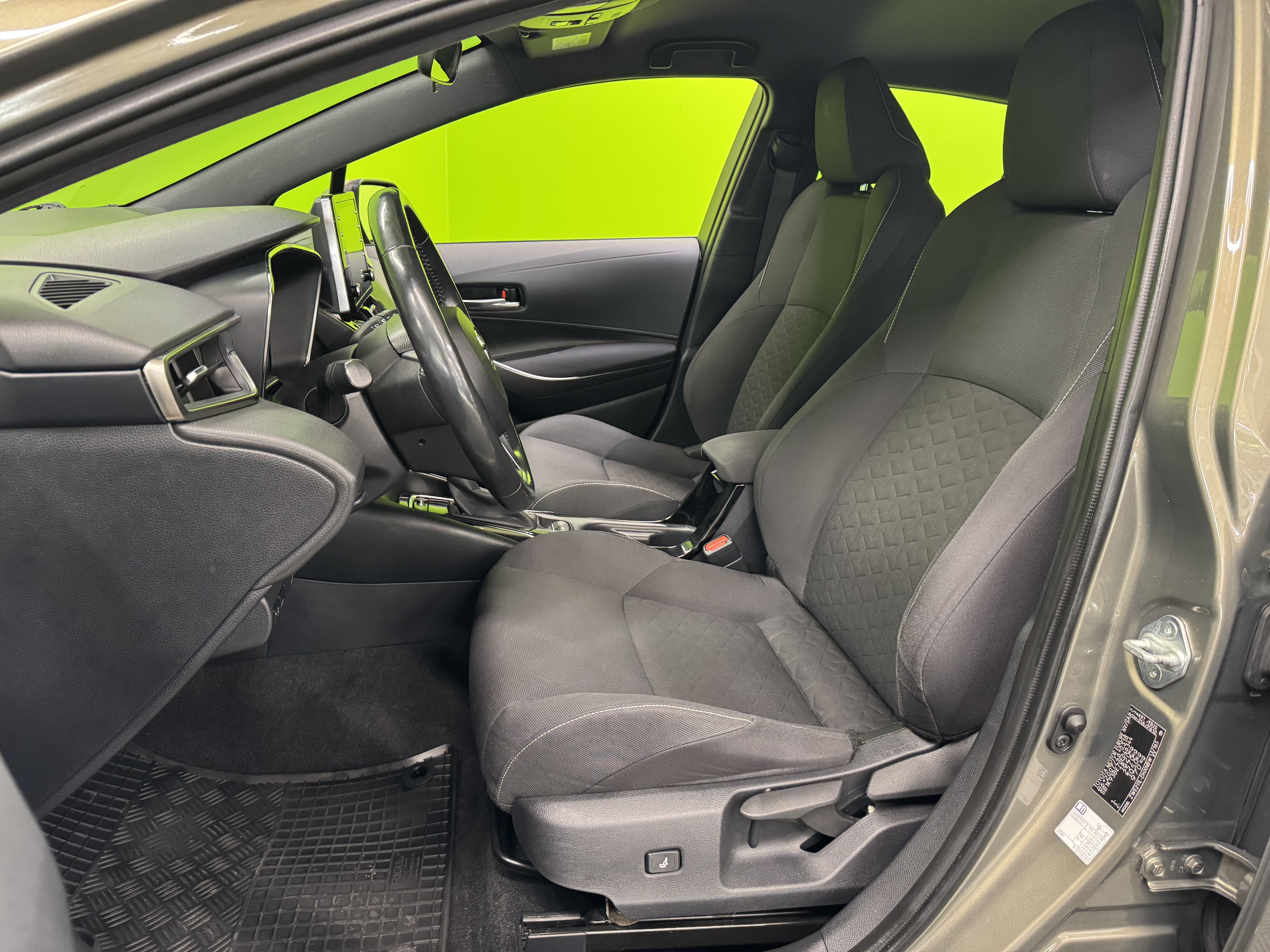 Toyota Corolla 2020, kuva 6/20