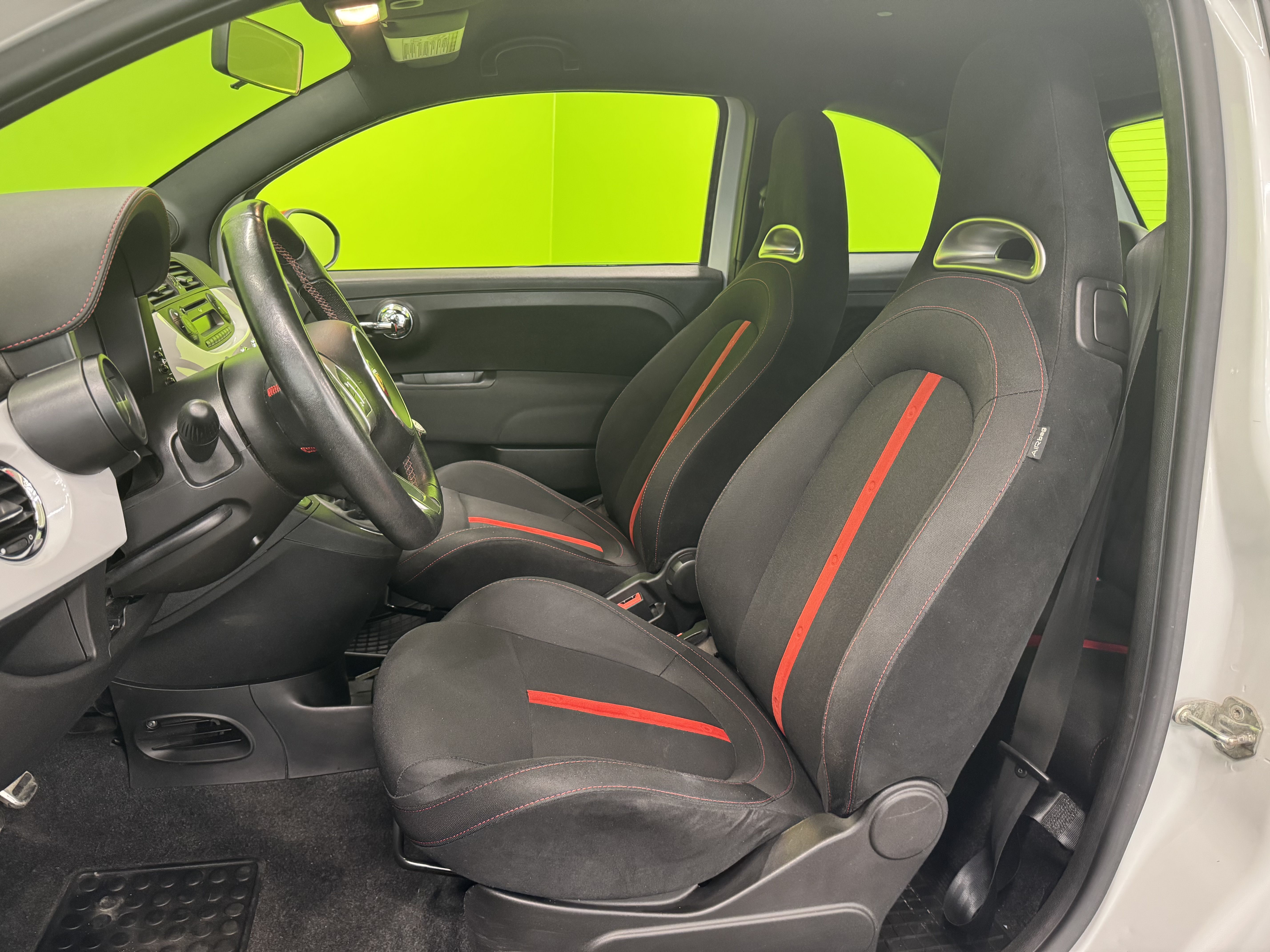 Fiat-Abarth 500 1,4 T-Jet 135hv Bensiini 2014, photo 6/16