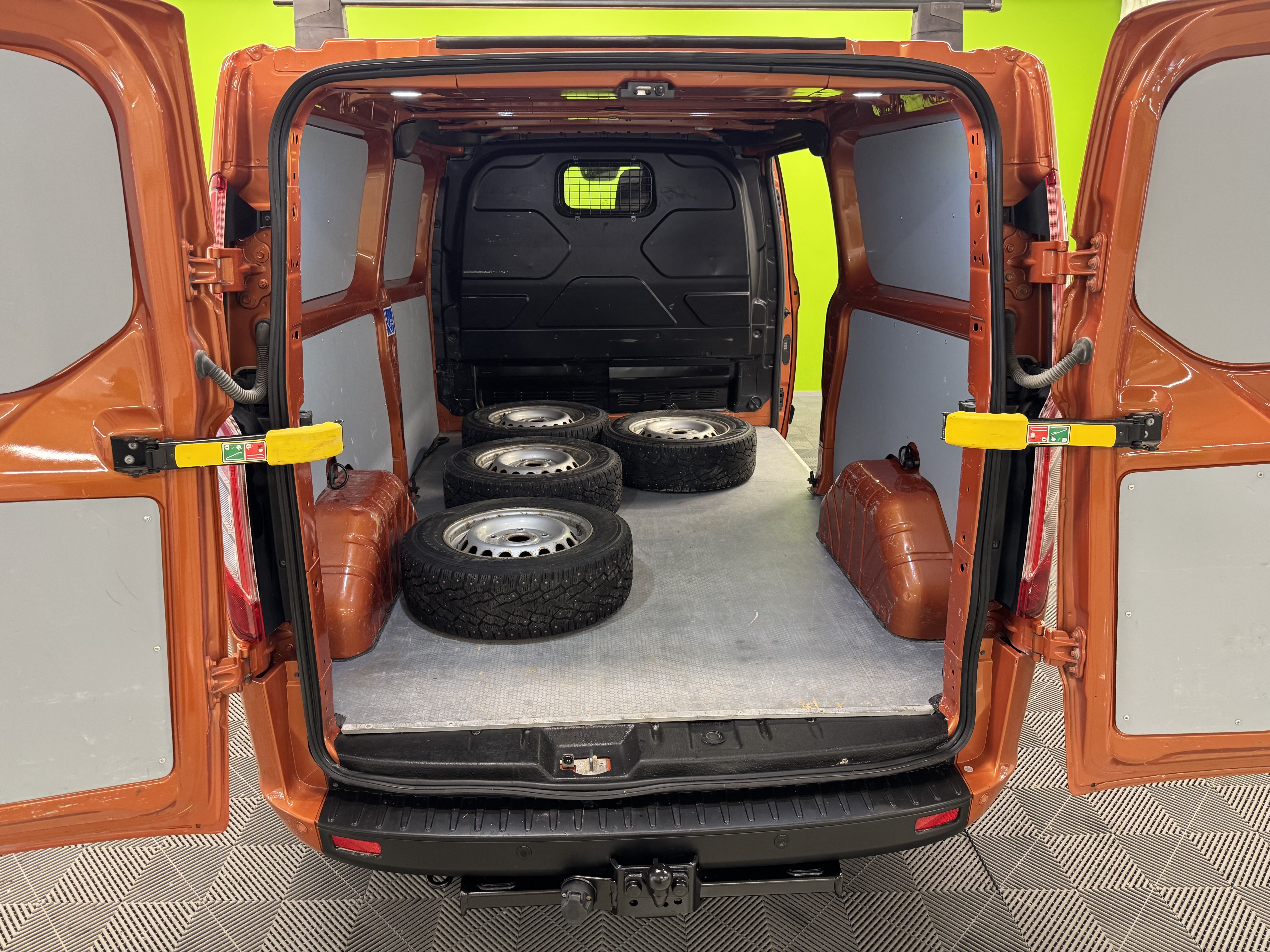 Ford Transit Custom 2019, photo 6/17