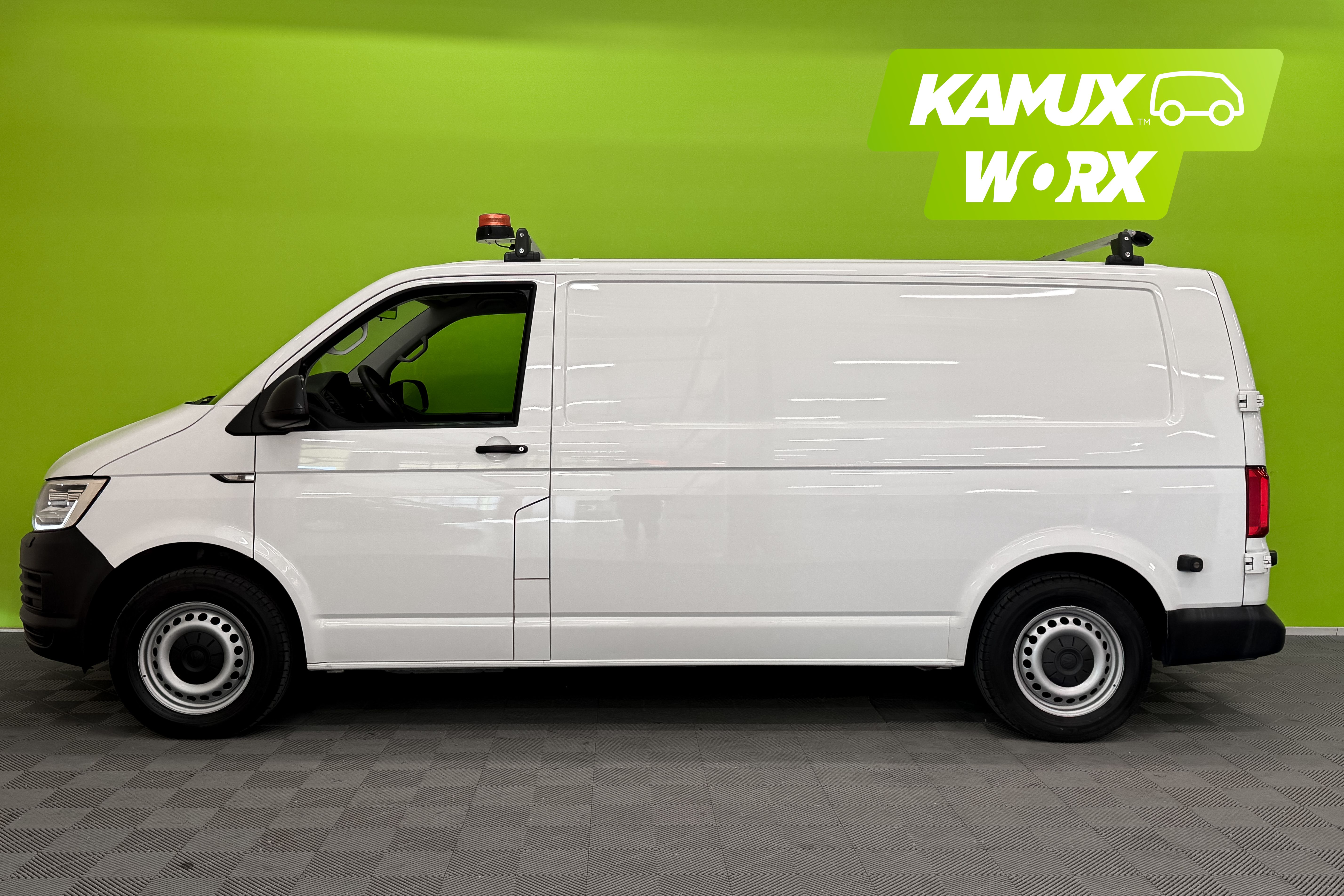 Volkswagen Transporter 2017, photo 6/22