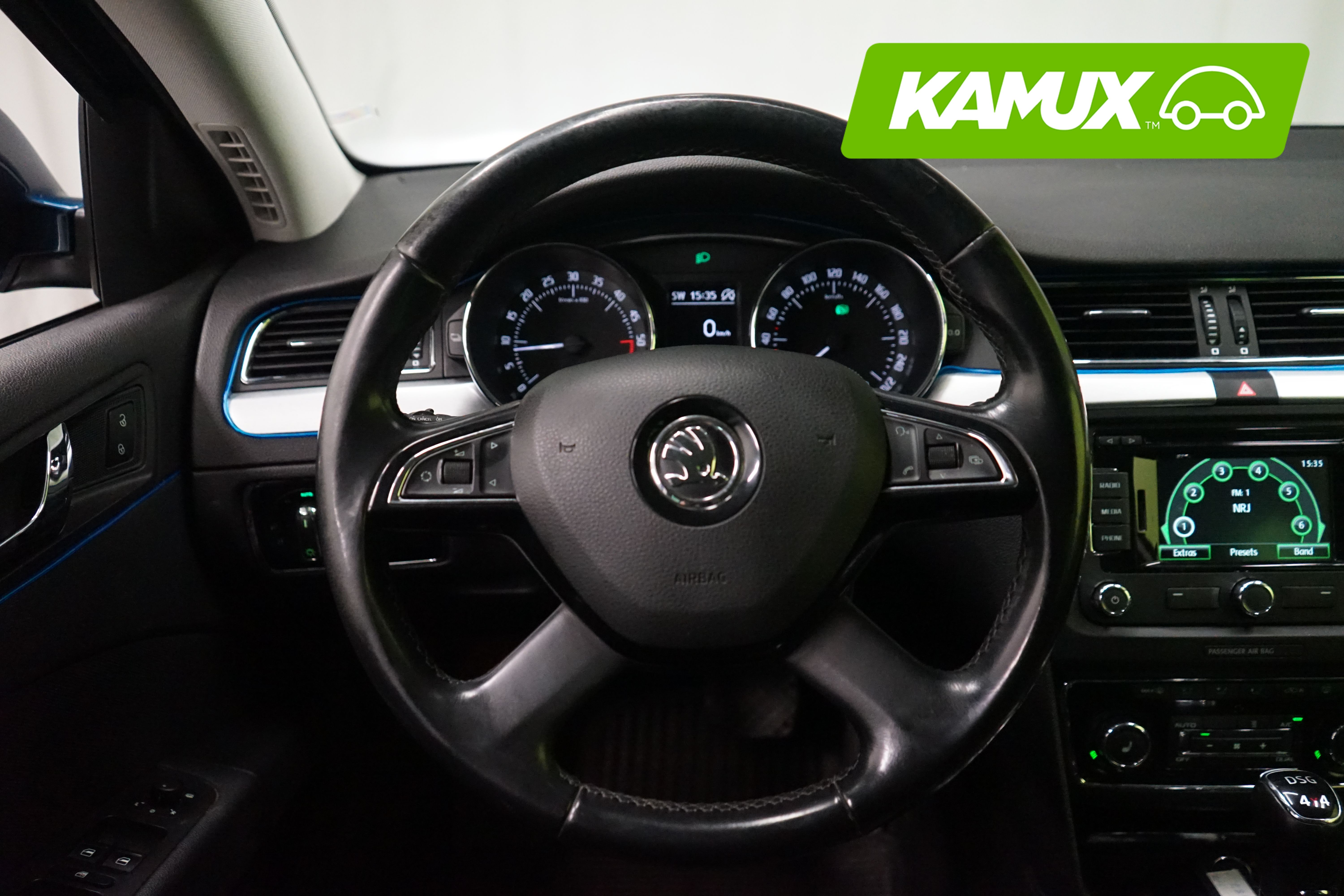 Skoda Superb 2015, kuva 7/18