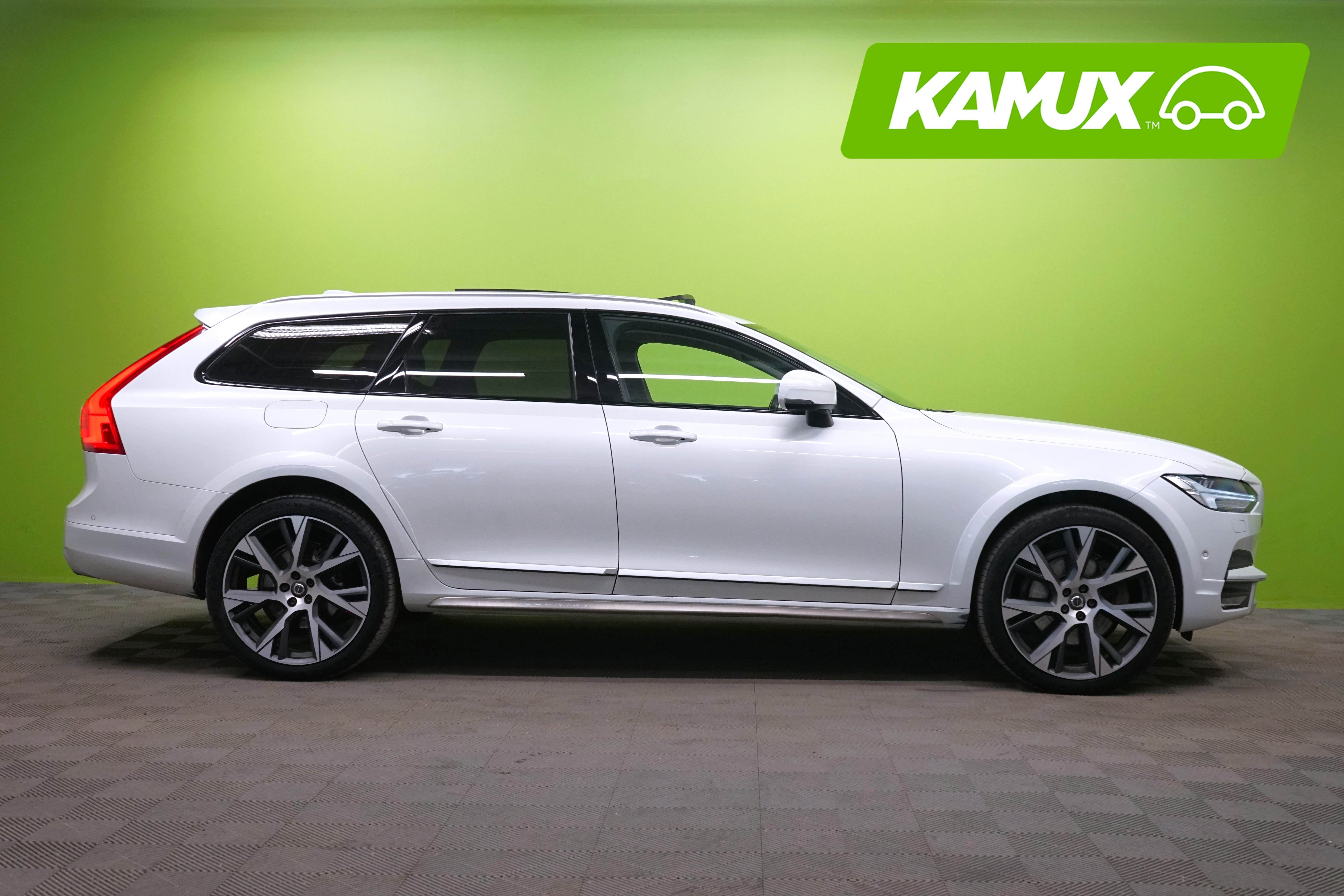 Volvo V90 Cross Country D4 AWD Pro 2017, photo 2/27