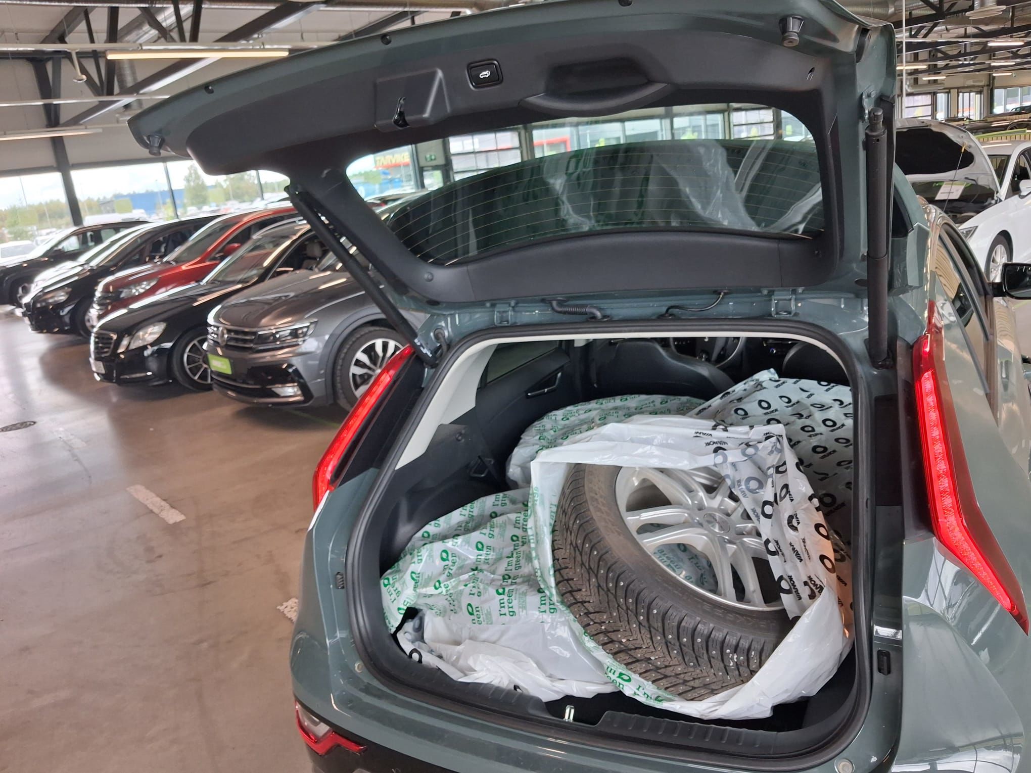 Kia Niro 1,6 GDI Plug-In Hybrid EX DCT 2023, kuva 5/11