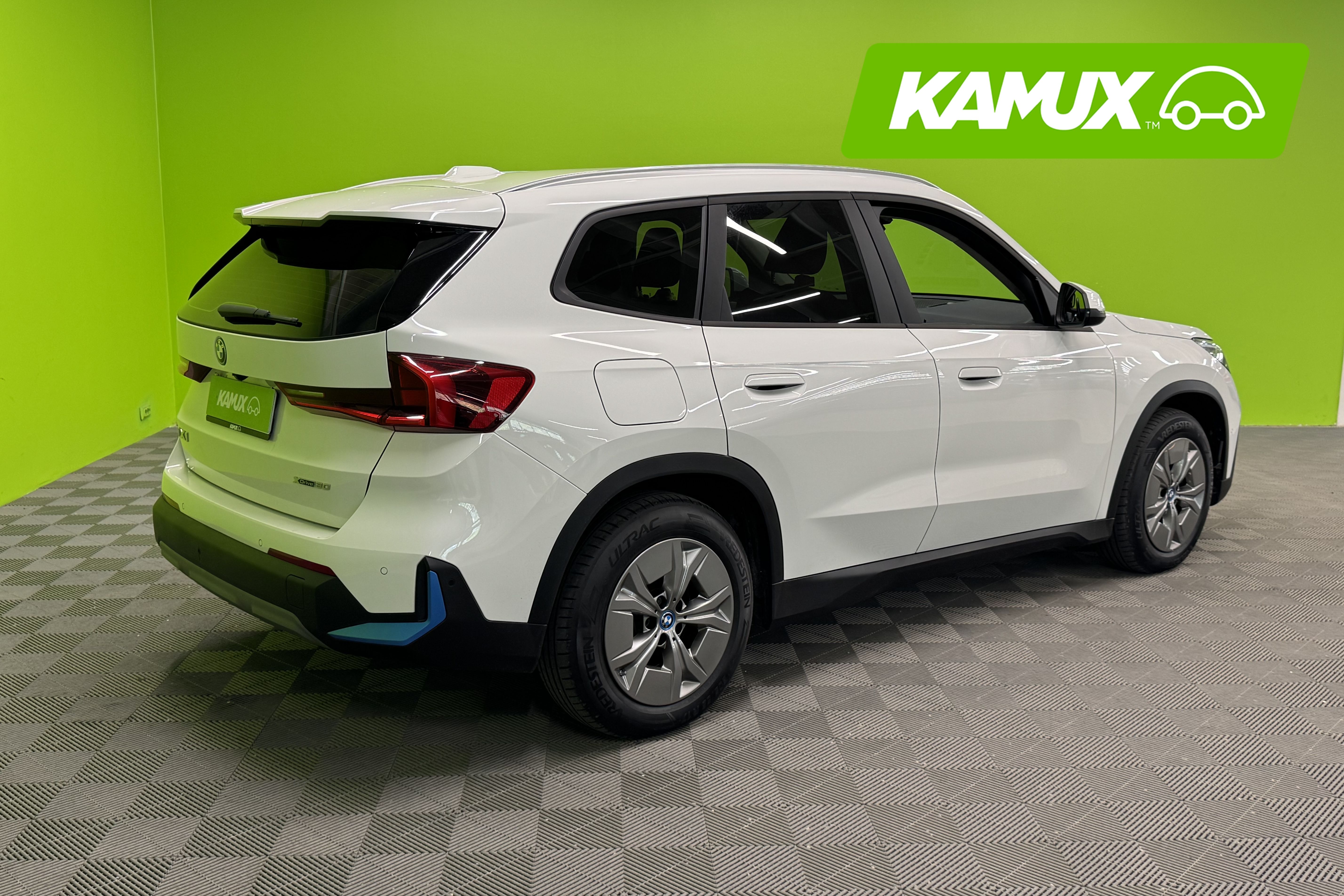 BMW iX1 iX1 xDrive30 2023, kuva 3/23