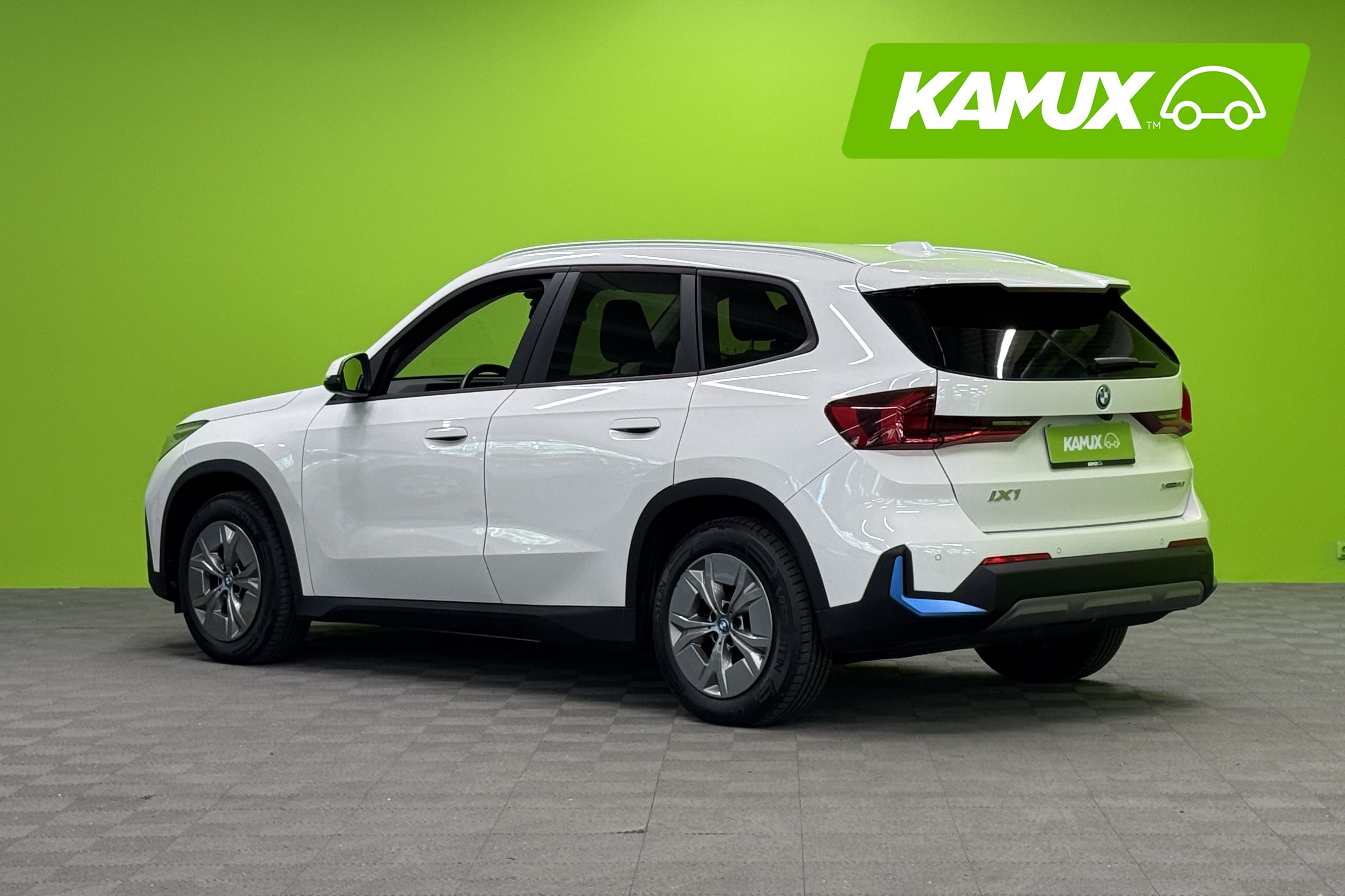 BMW iX1 iX1 xDrive30 2023, kuva 4/23