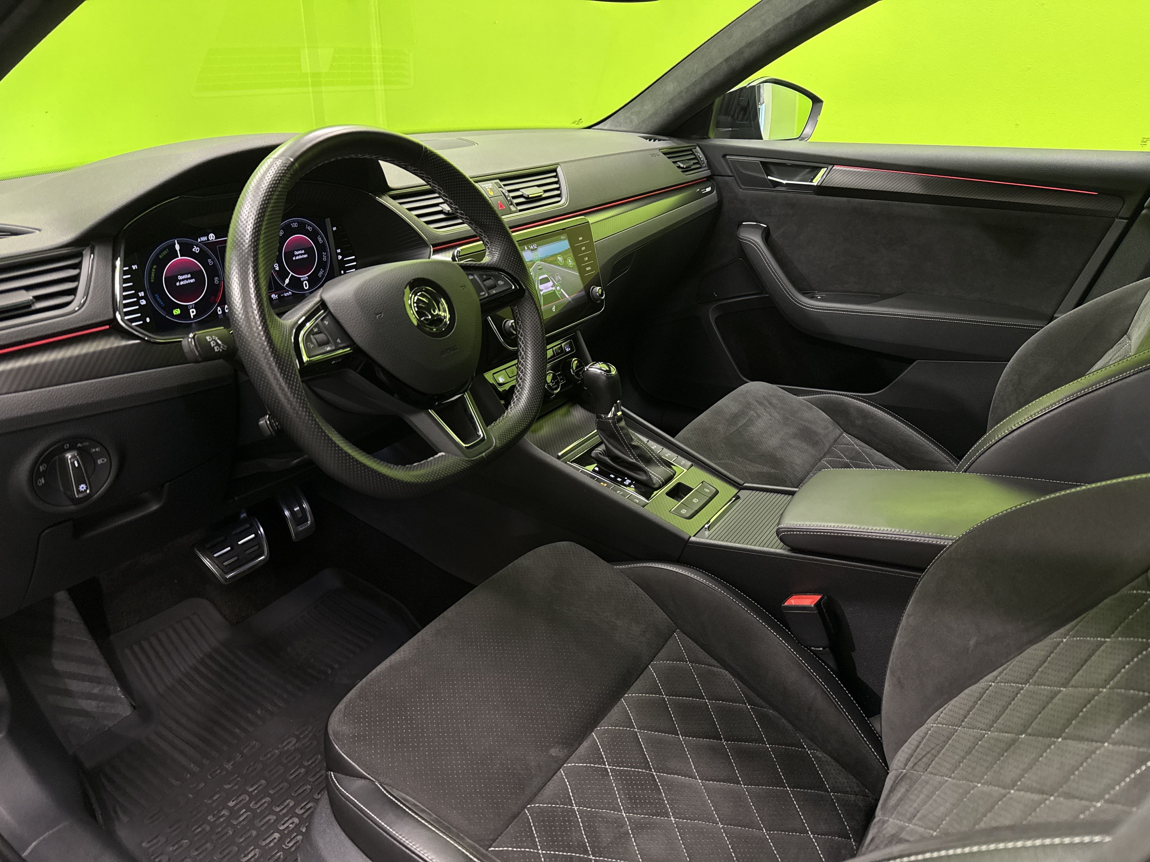 Skoda Superb 2021, kuva 7/27