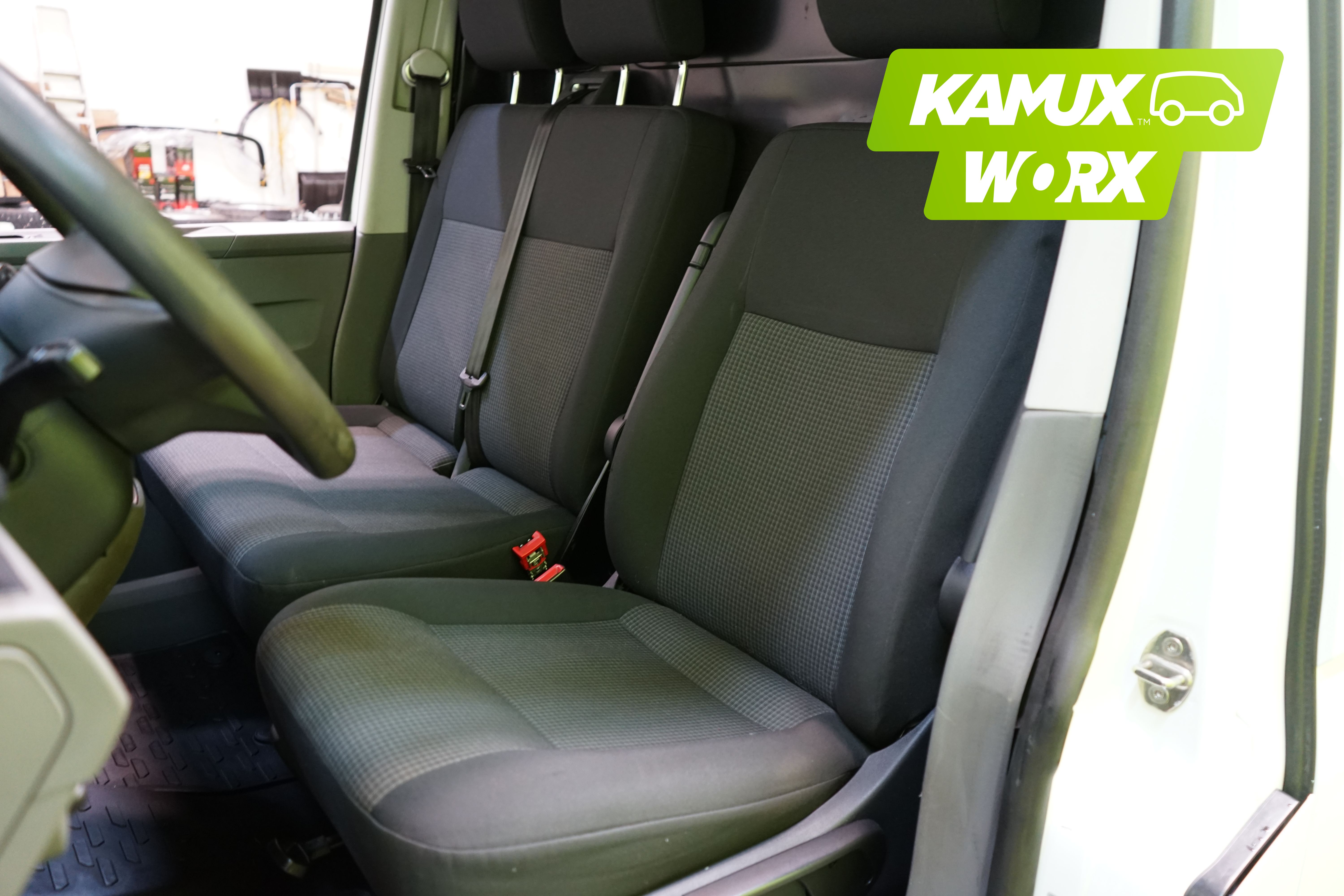 Volkswagen Transporter 2020, photo 7/24