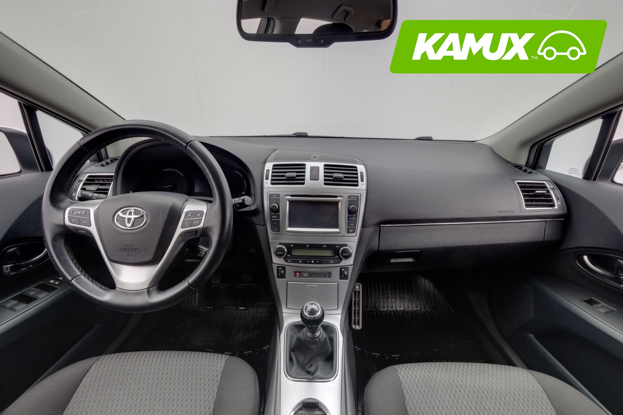 Toyota Avensis 1.8 Valvematic 147hv 2013, photo 7/28