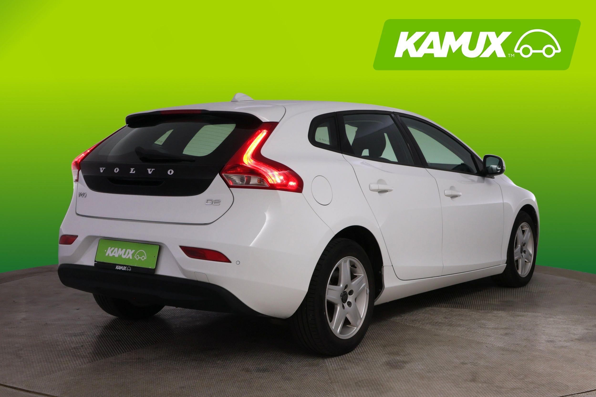 Volvo V40 D2 Business 2017, photo 3/22