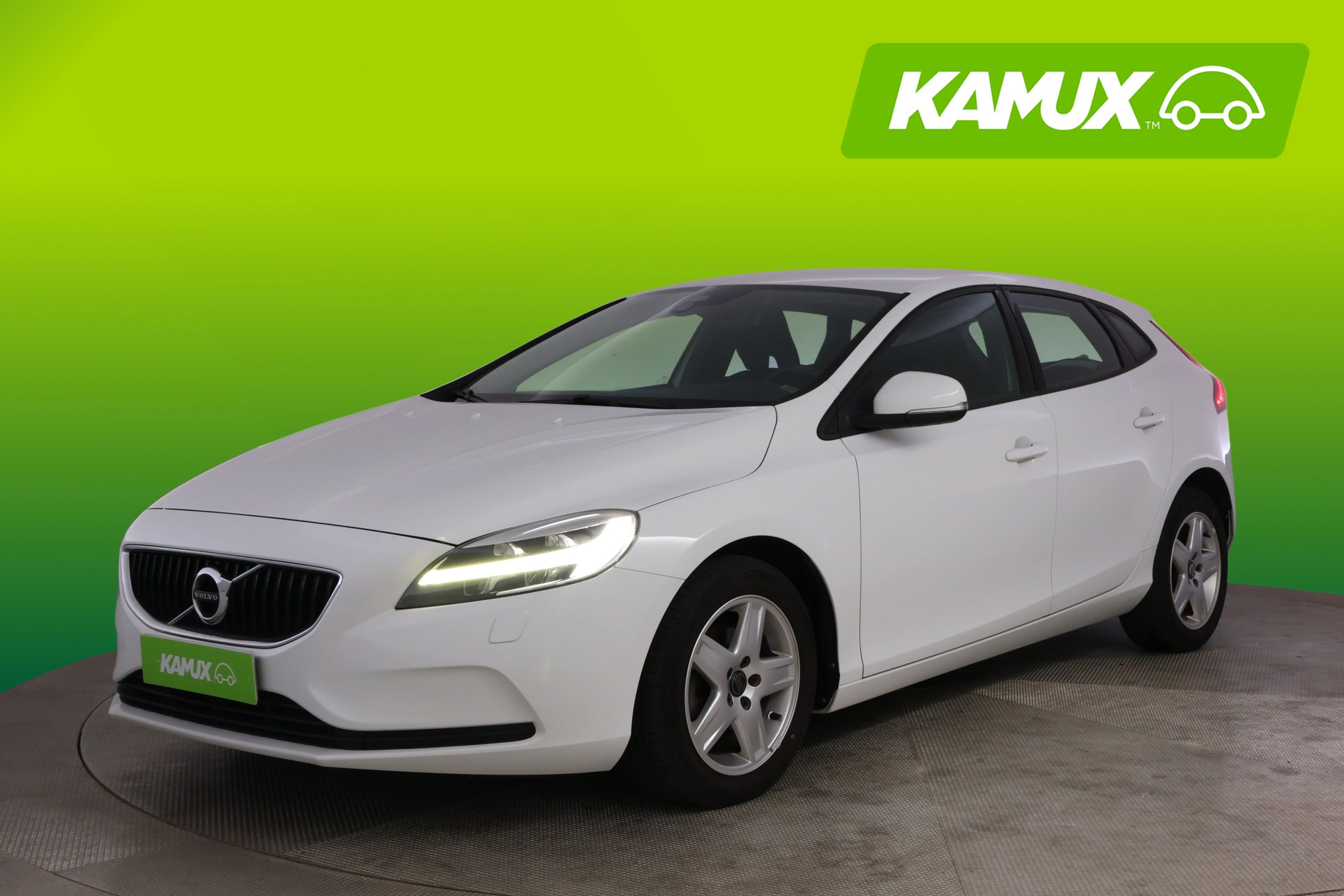 Volvo V40 D2 Business 2017, photo 5/22