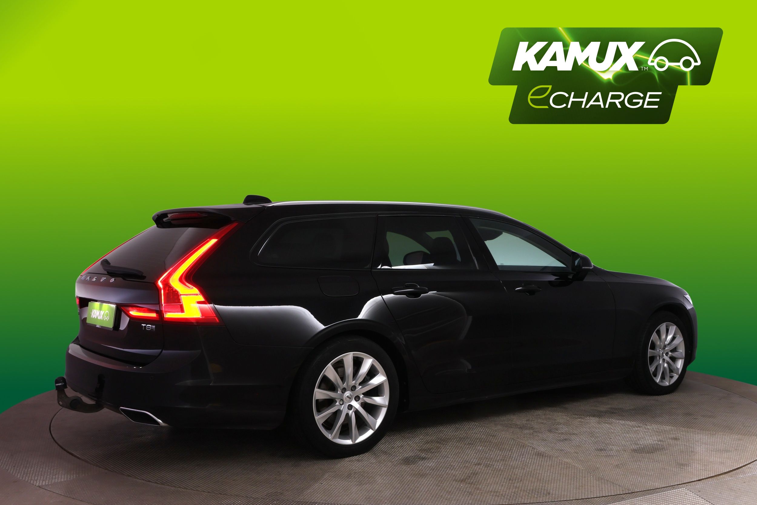 Volvo V90 T8 TwE AWD Momentum aut 2019, photo 2/27