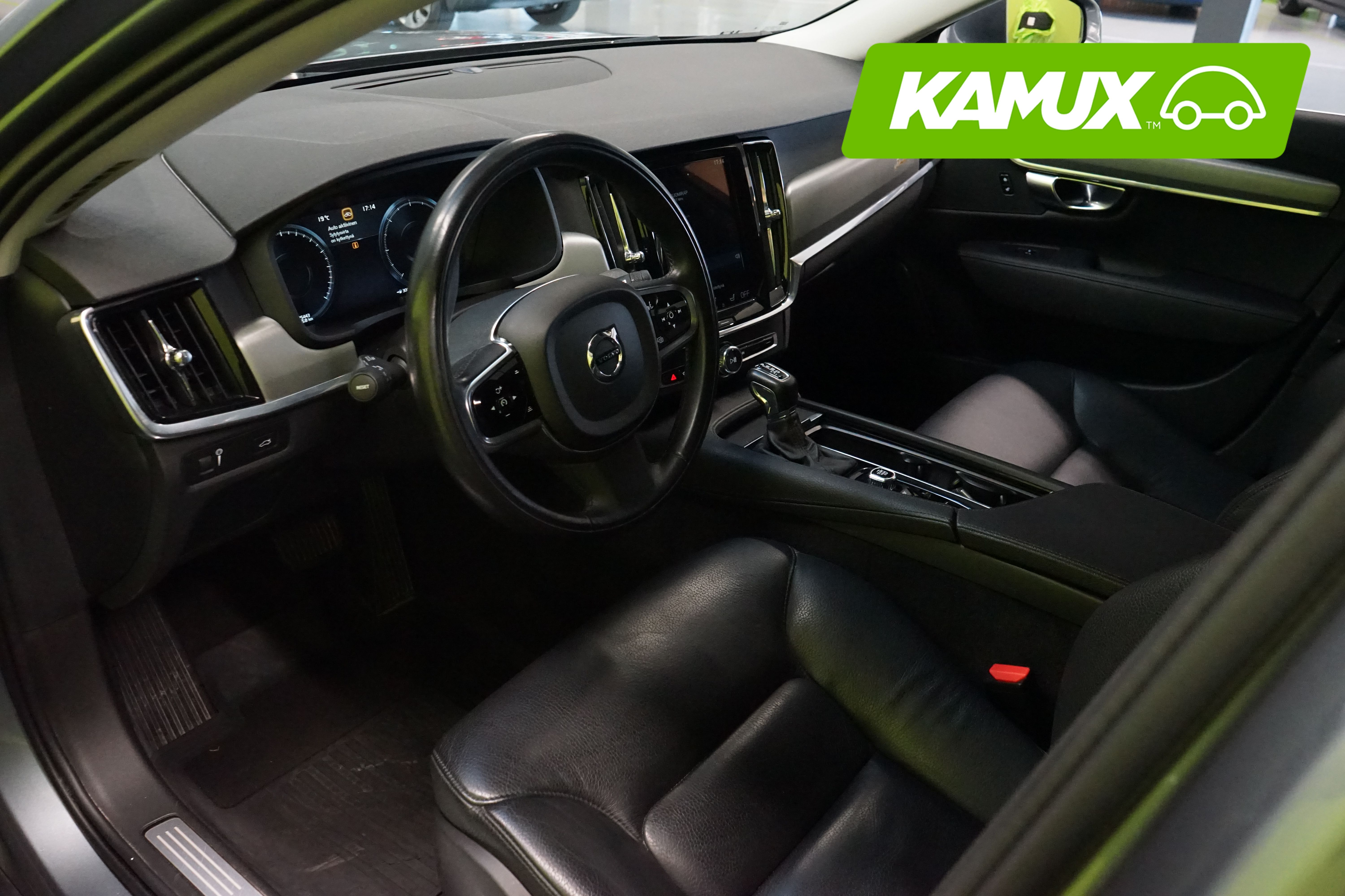 Volvo S90 D3 Momentum aut 2020, kuva 6/20