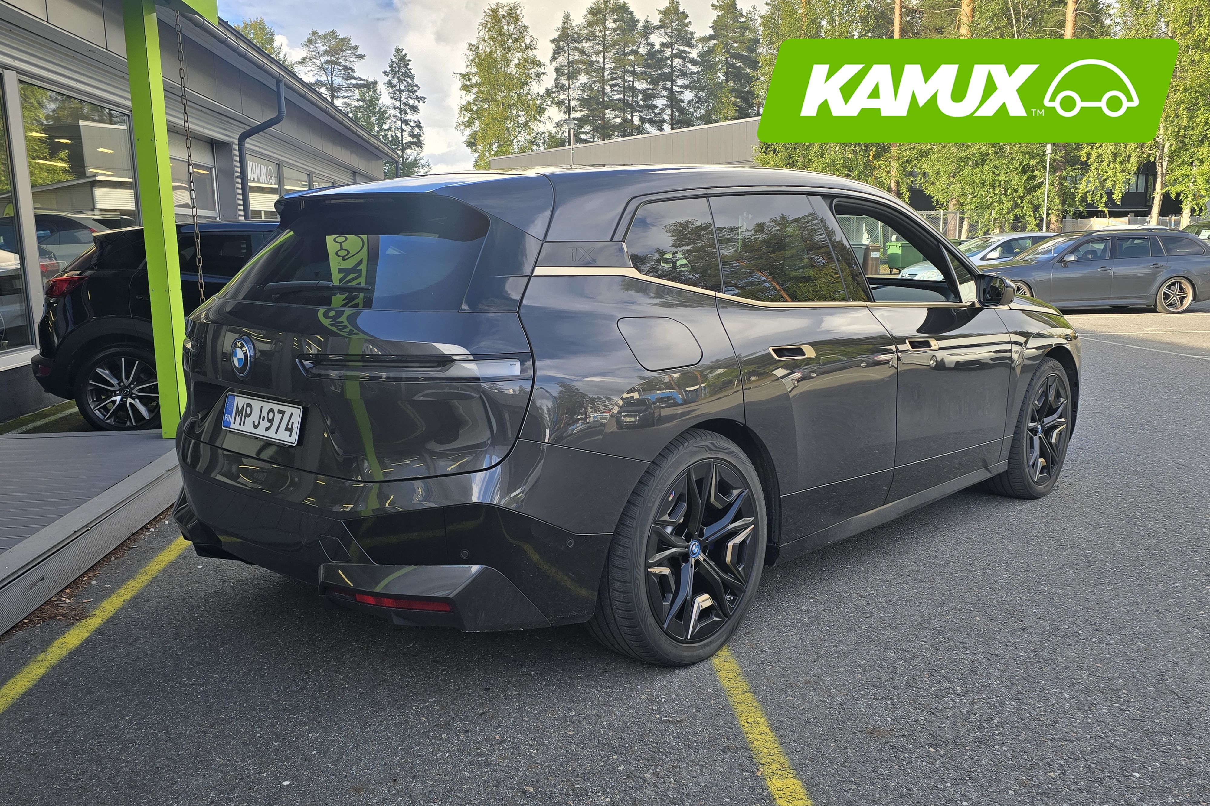 BMW iX xDrive40 2022, kuva 2/7