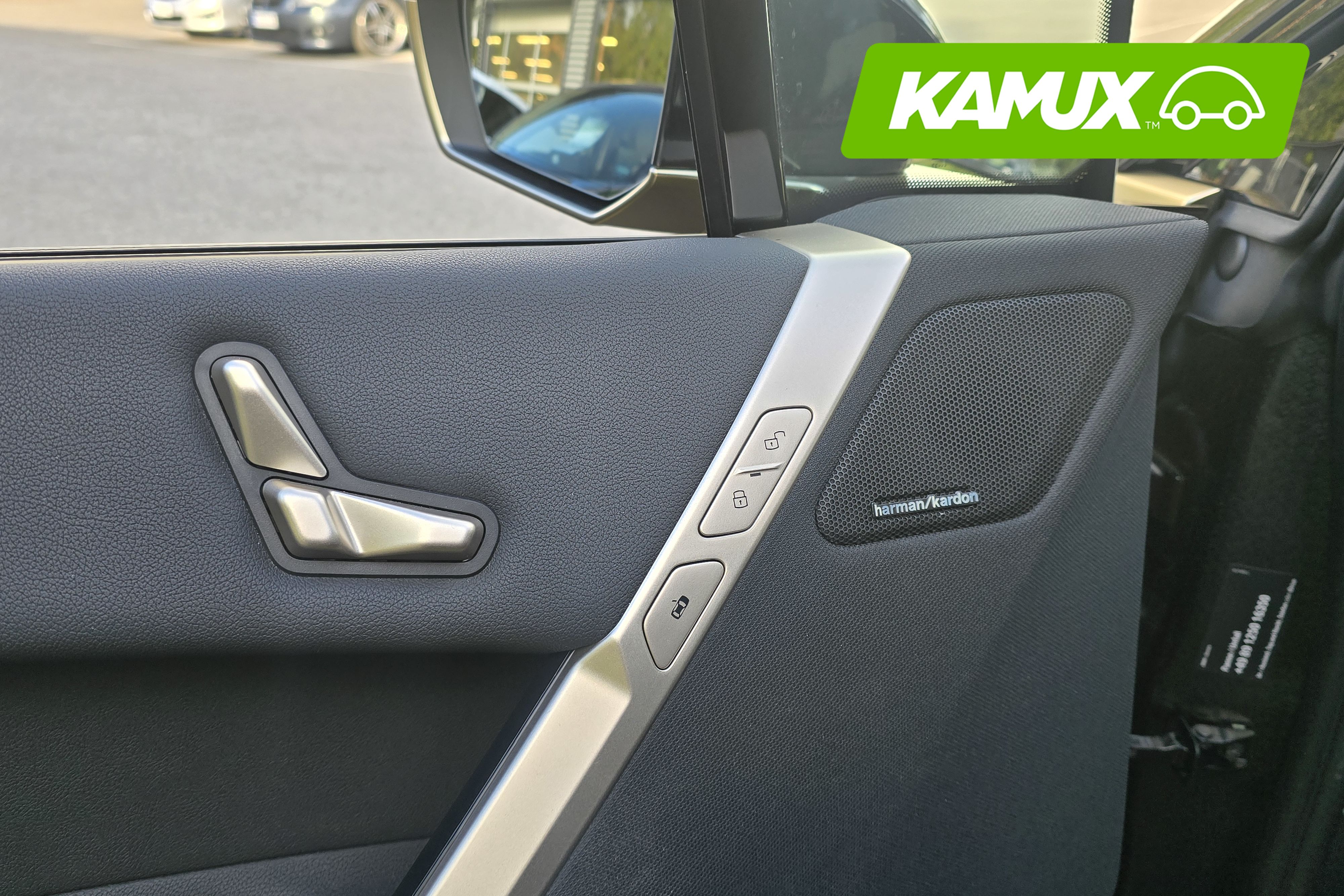 BMW iX xDrive40 2022, kuva 6/7