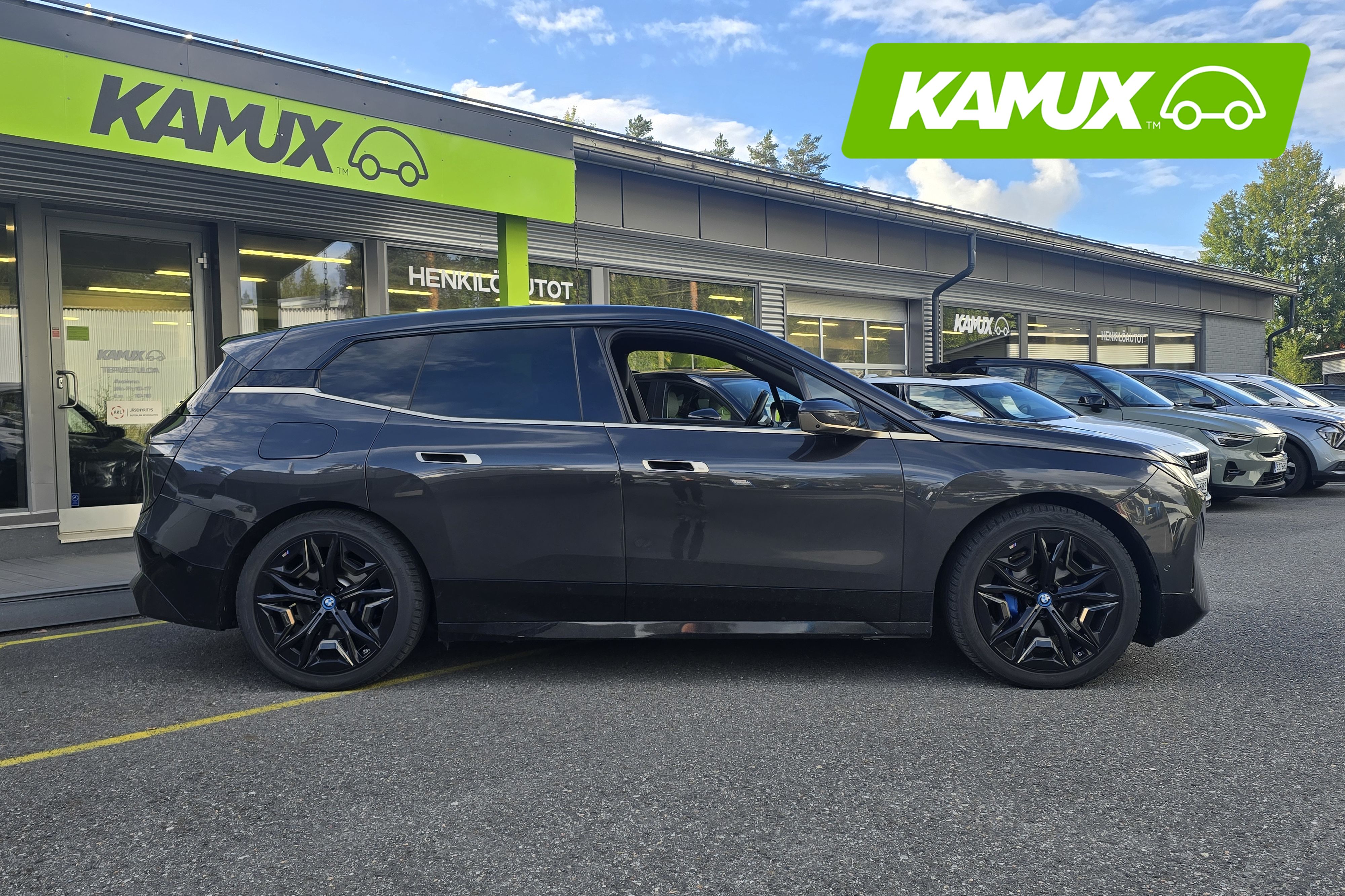BMW iX xDrive40 2022, kuva 3/7