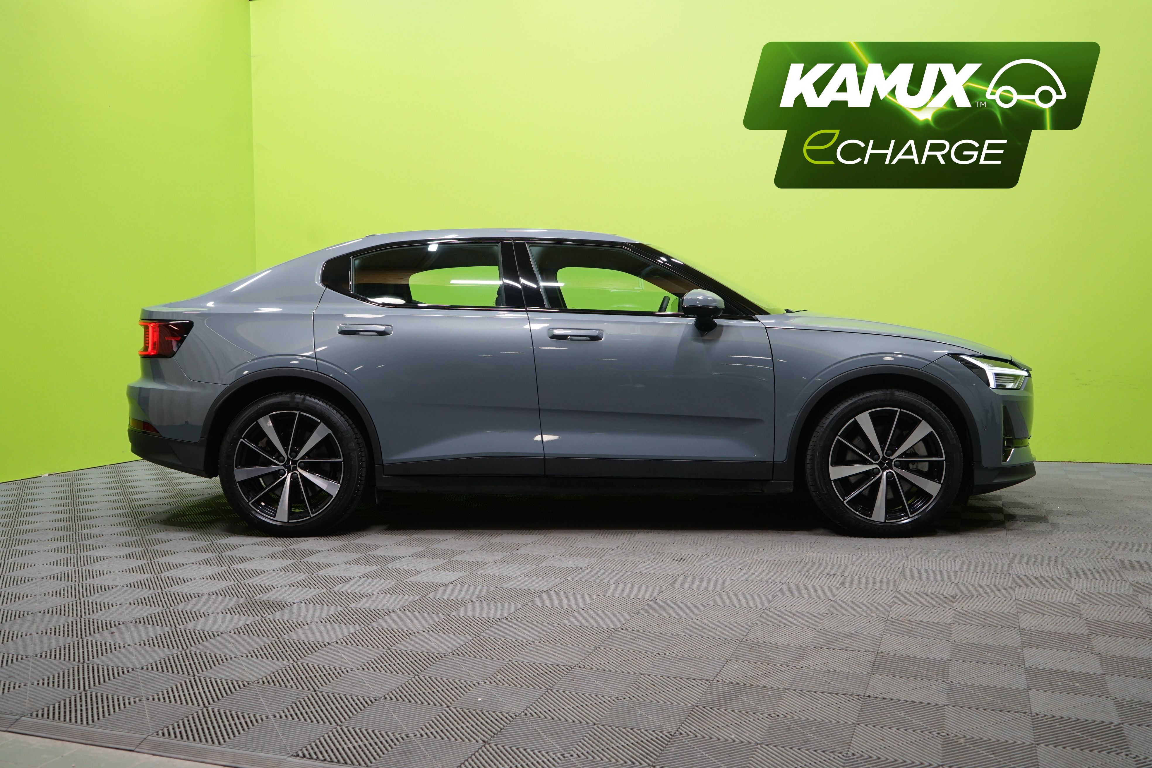 Polestar 2 2022, kuva 2/23