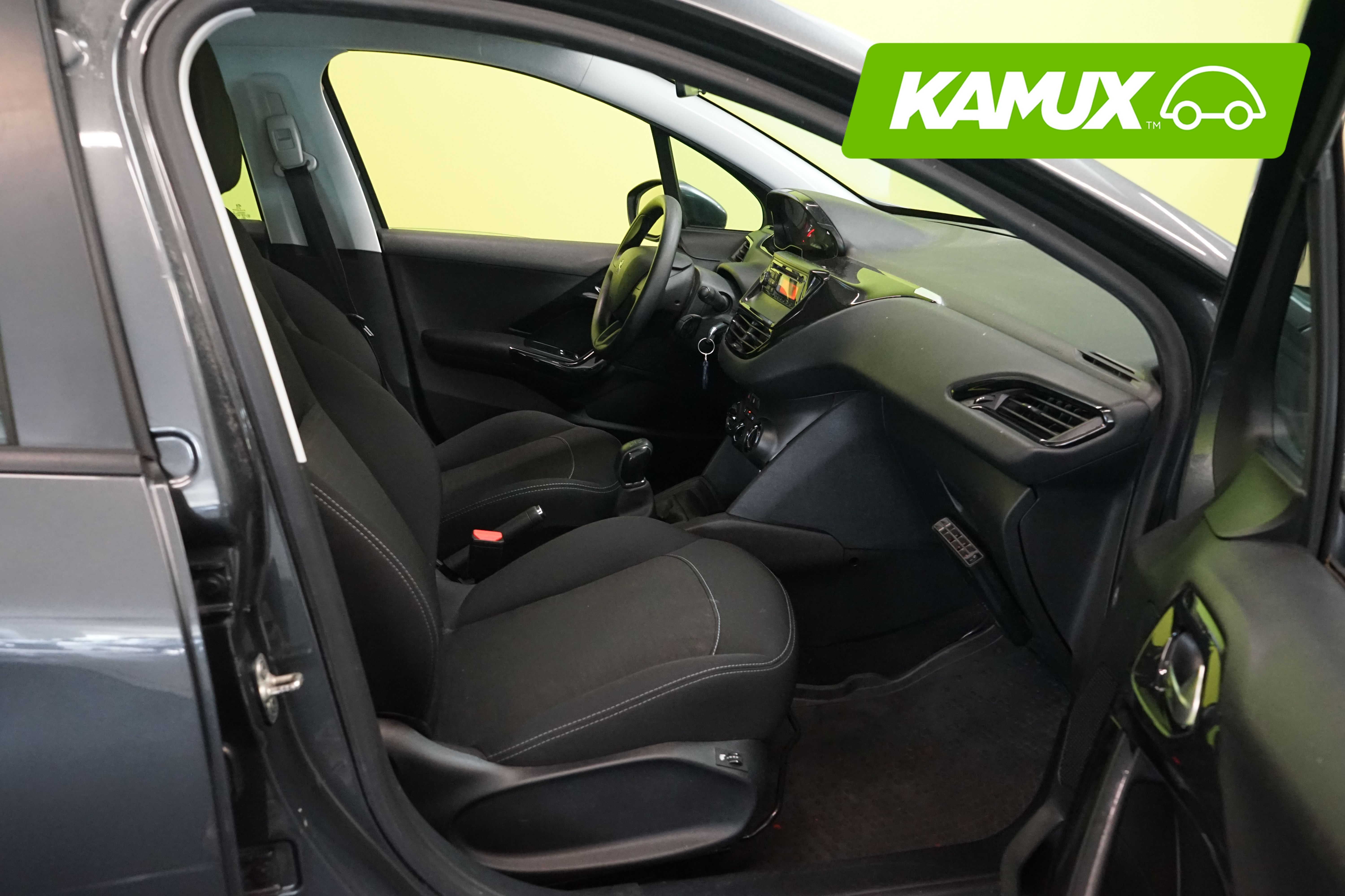 Peugeot 208 Motion VTi 68 5-ov 2014, kuva 7/18