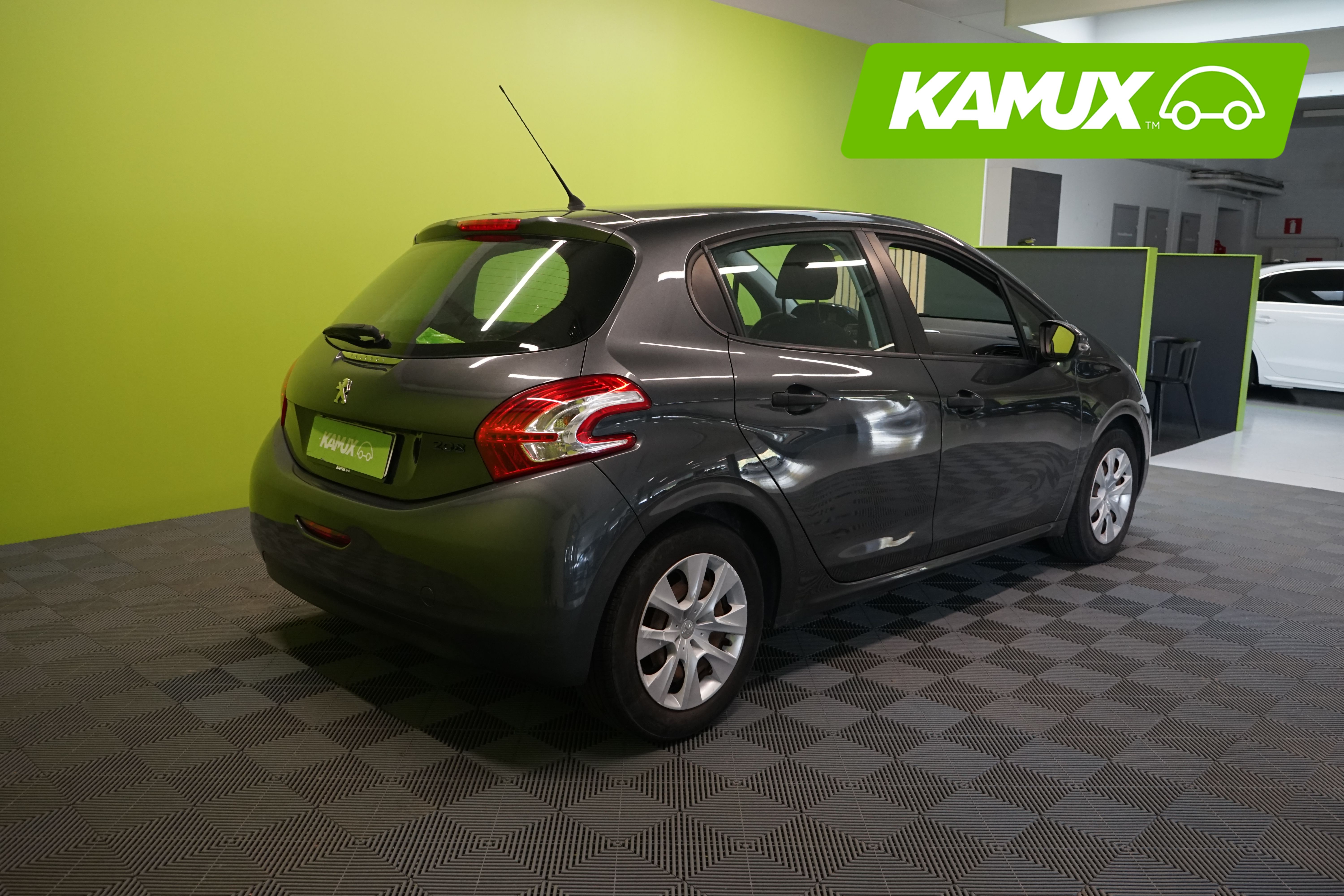 Peugeot 208 Motion VTi 68 5-ov 2014, kuva 3/18