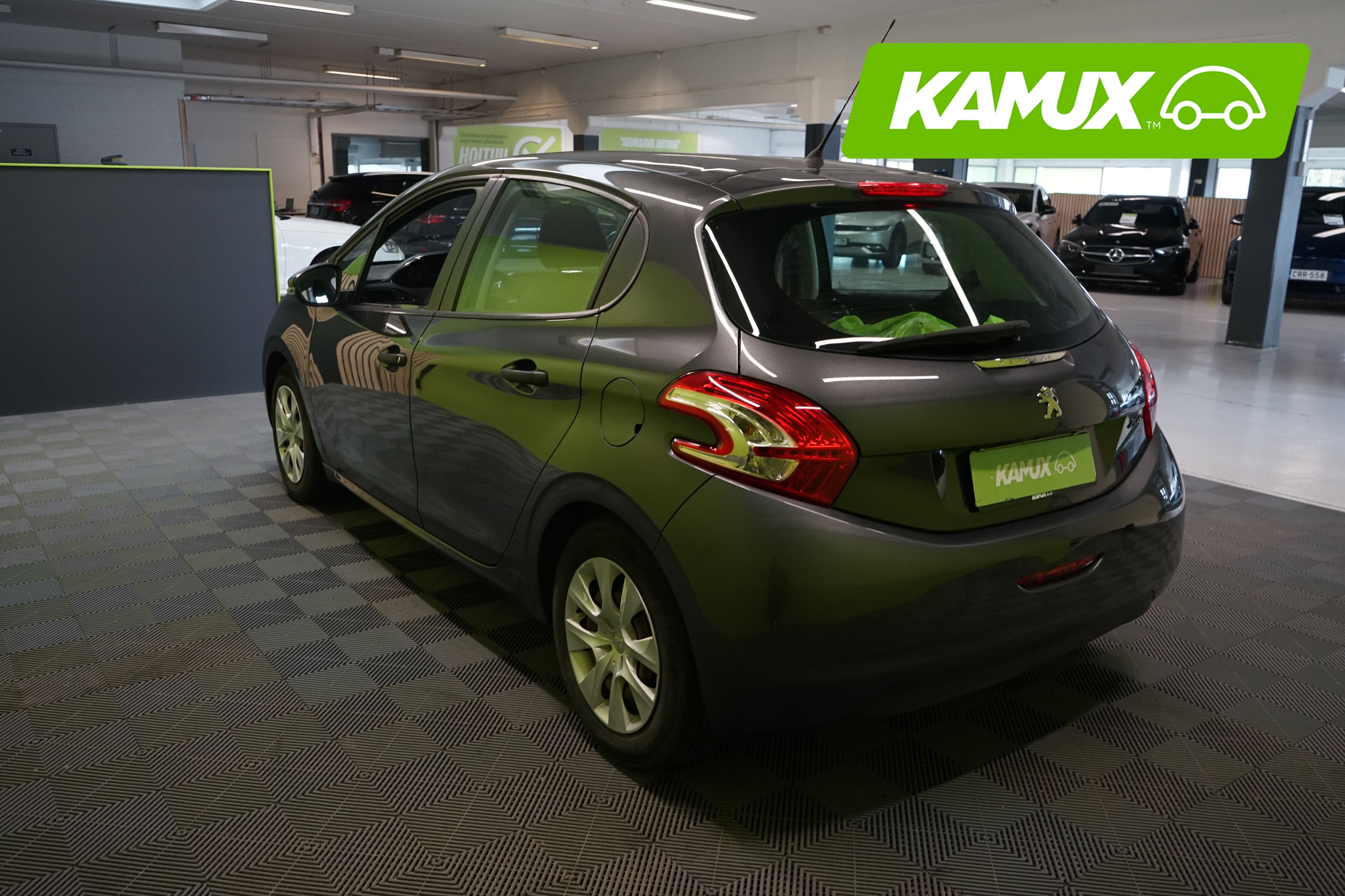 Peugeot 208 Motion VTi 68 5-ov 2014, kuva 4/18