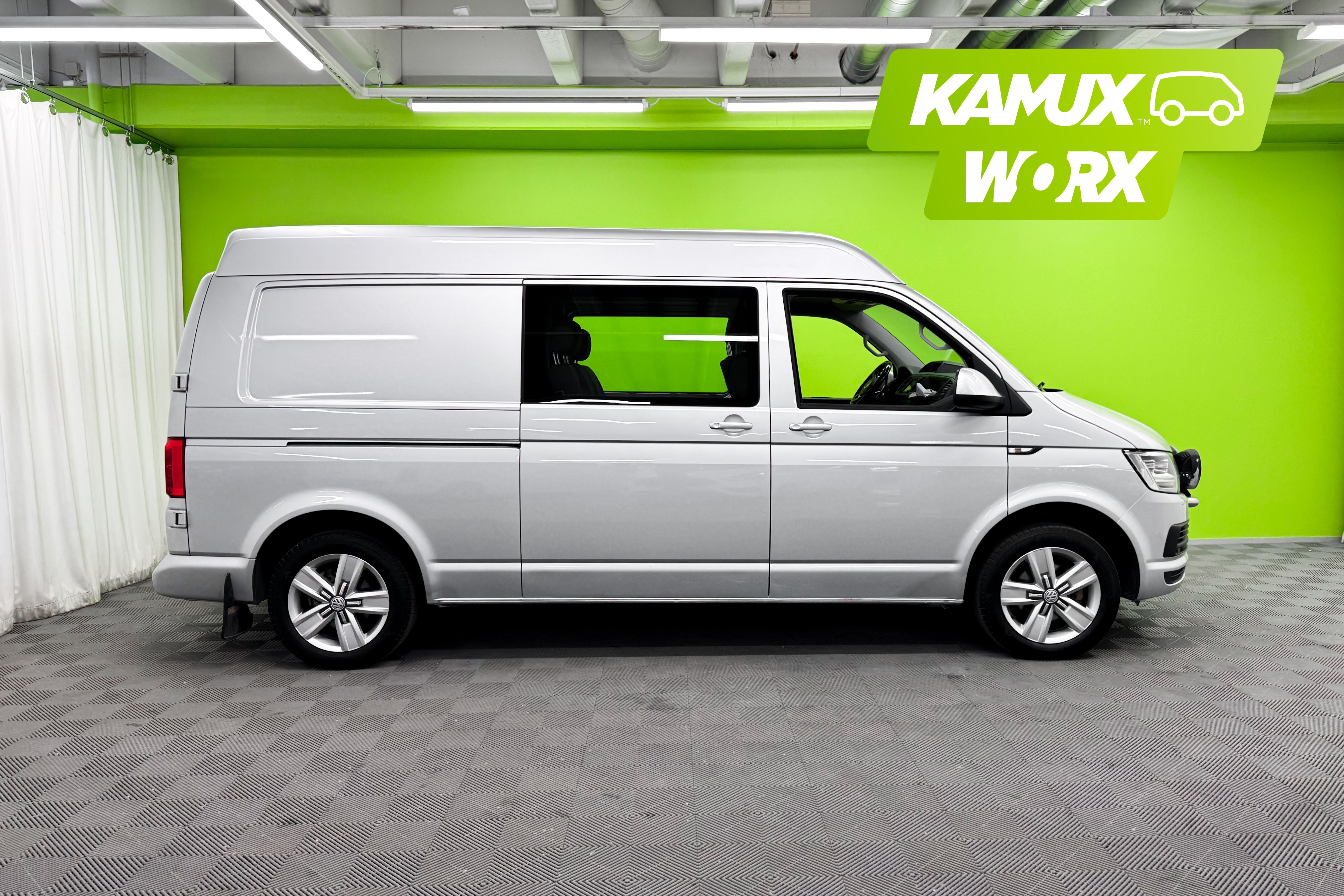 Volkswagen Transporter 2019, photo 2/24