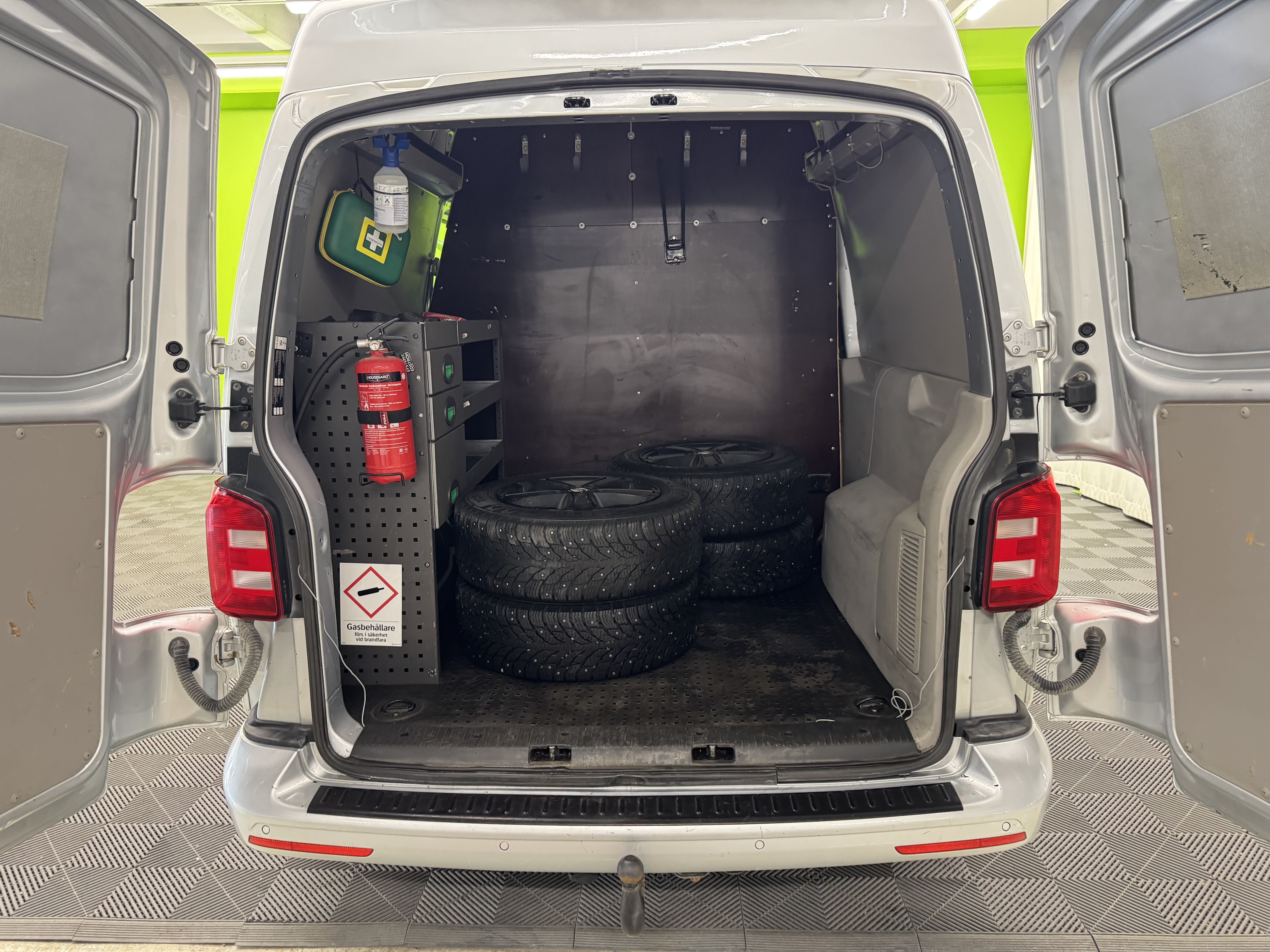 Volkswagen Transporter 2019, photo 6/24