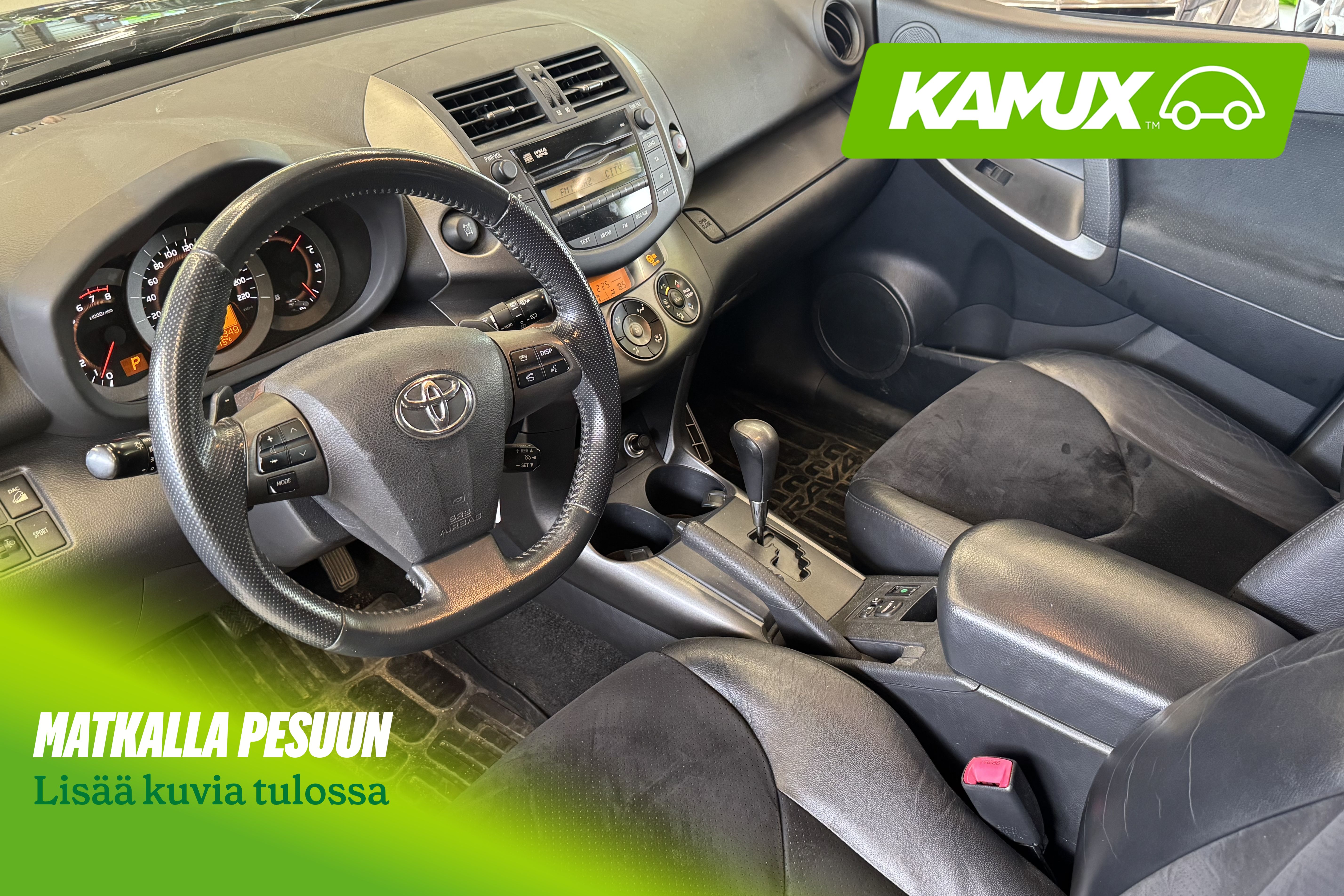 Toyota RAV4 2011, kuva 4/6