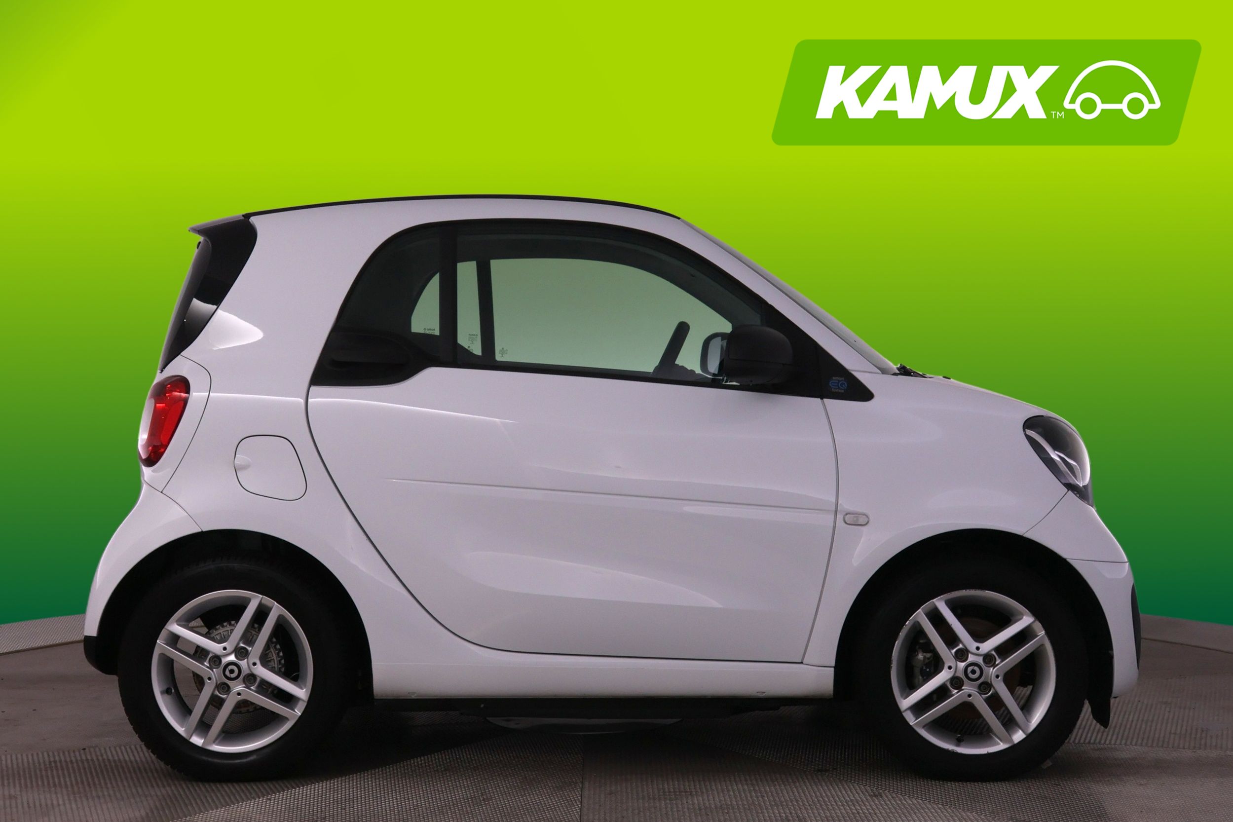 Smart Fortwo EQ 2021, photo 2/18