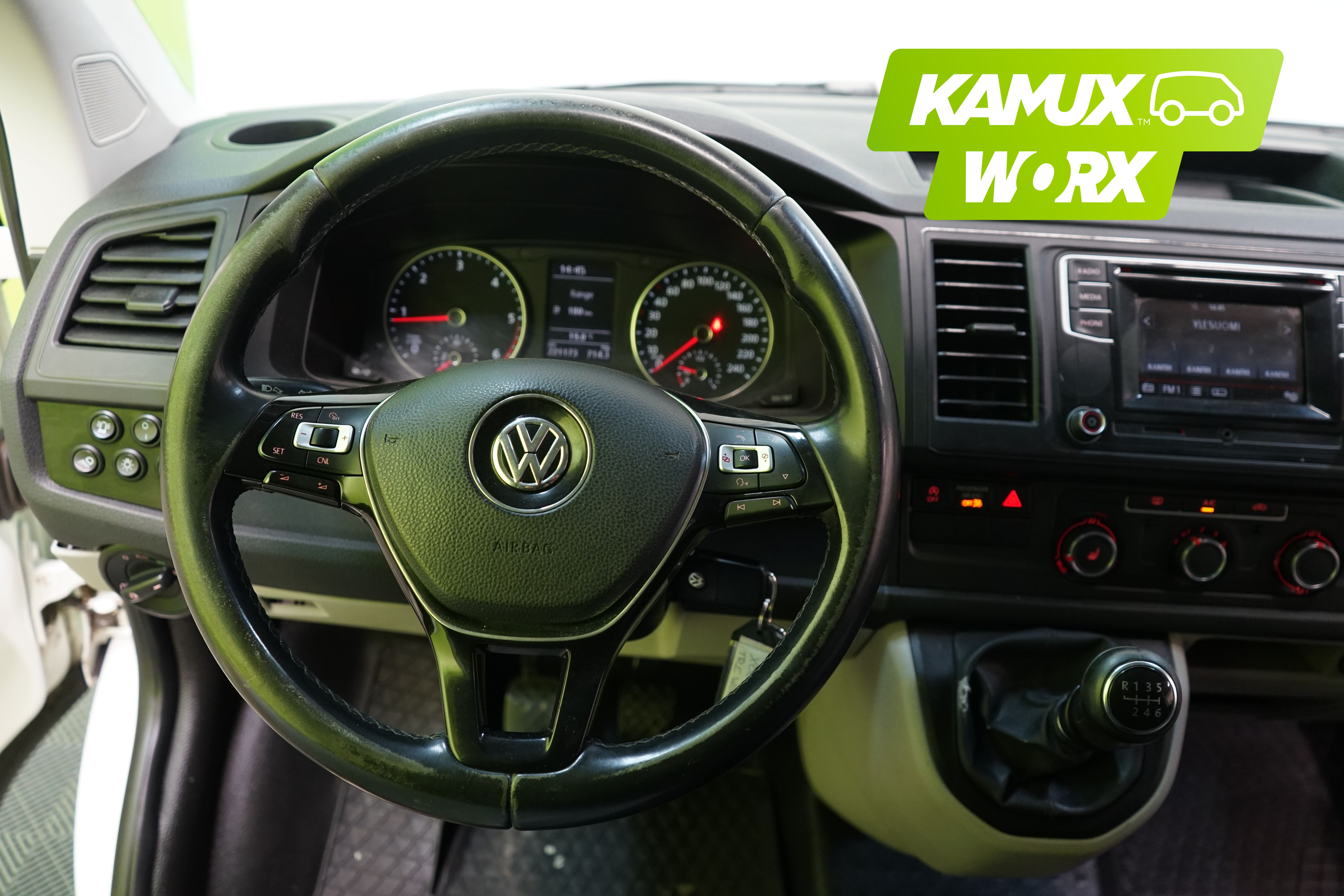 Volkswagen Transporter 2018, photo 6/24