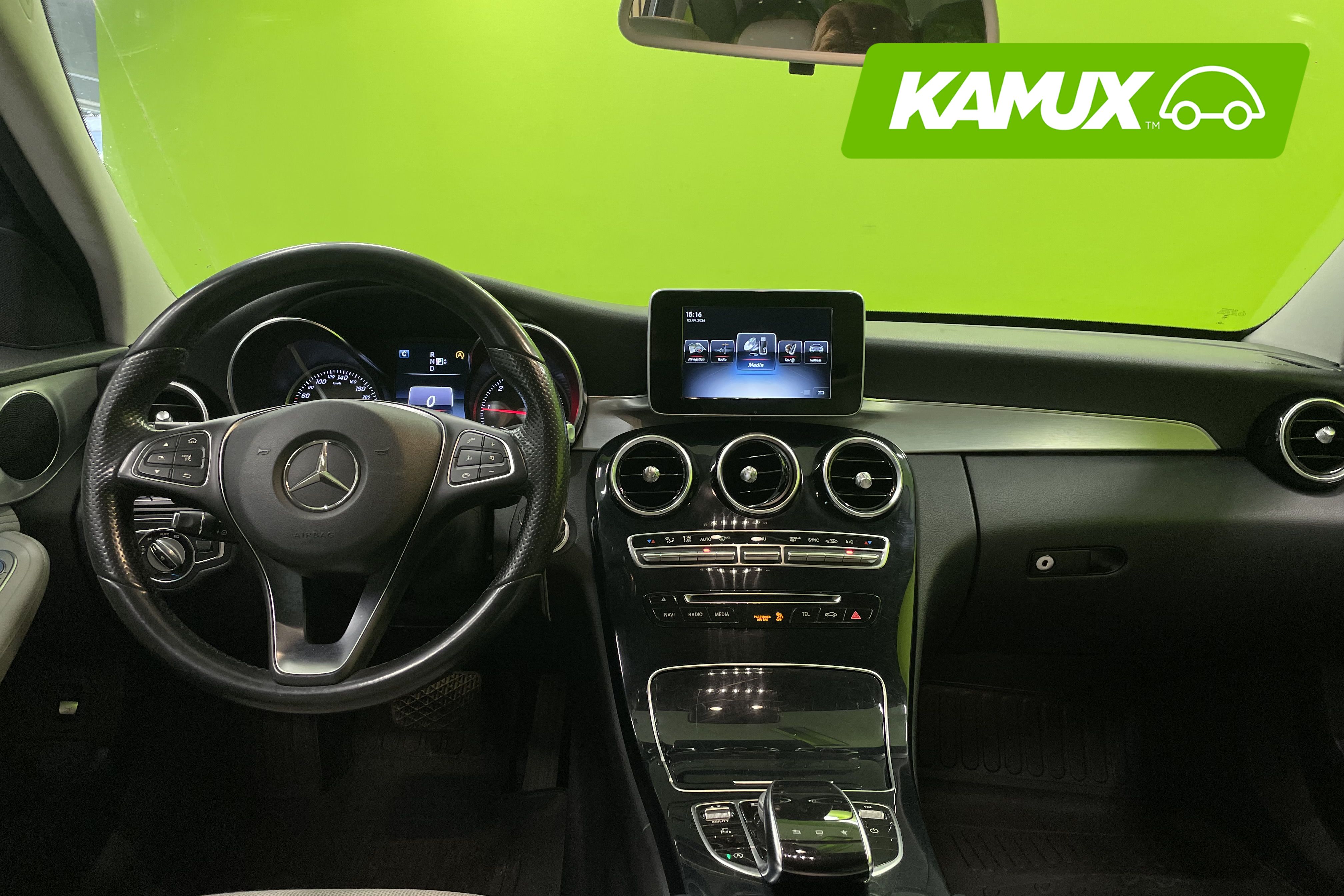 Mercedes-Benz C 2015, photo 6/23