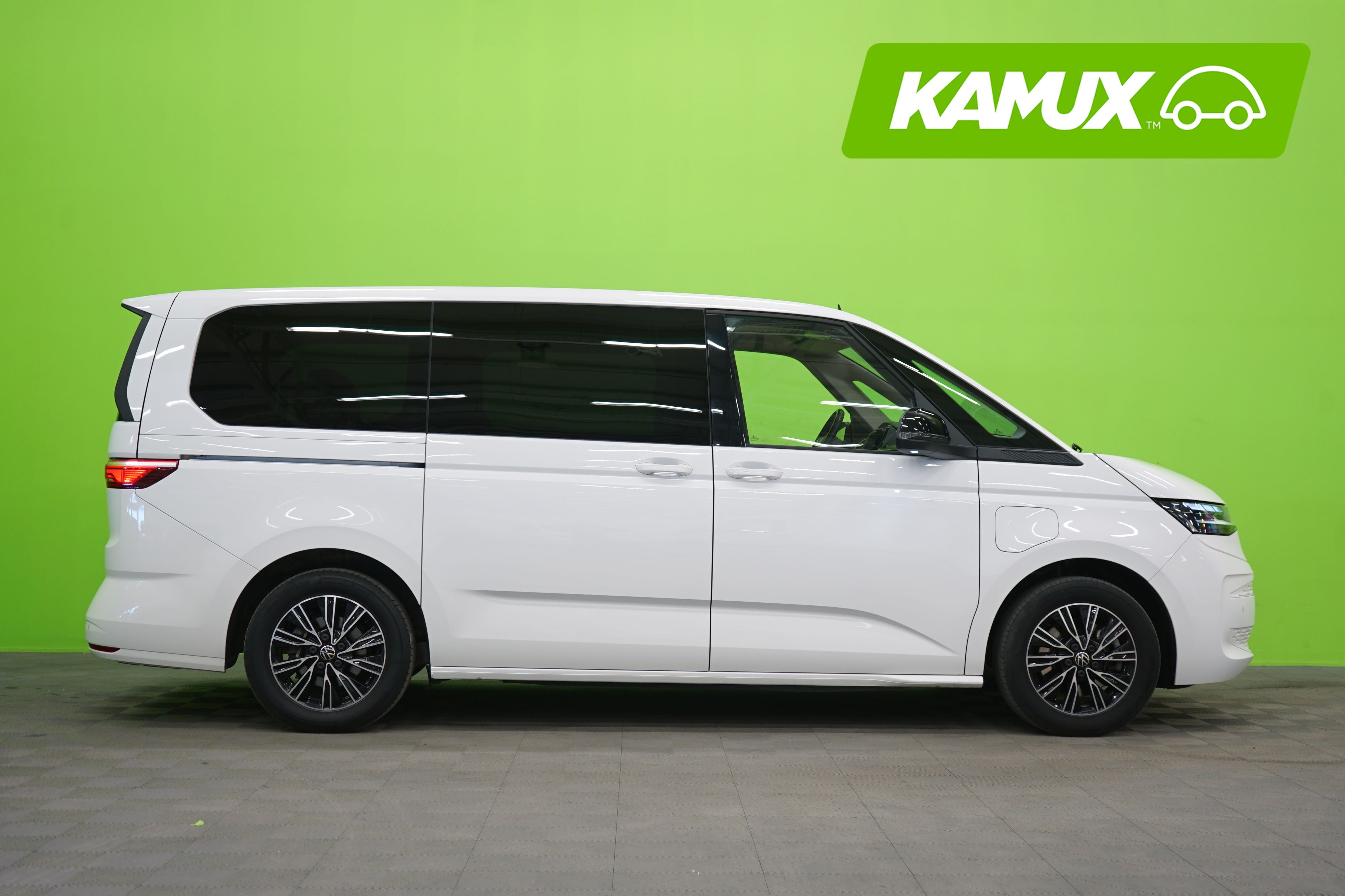 Volkswagen Multivan 2023, kuva 2/18