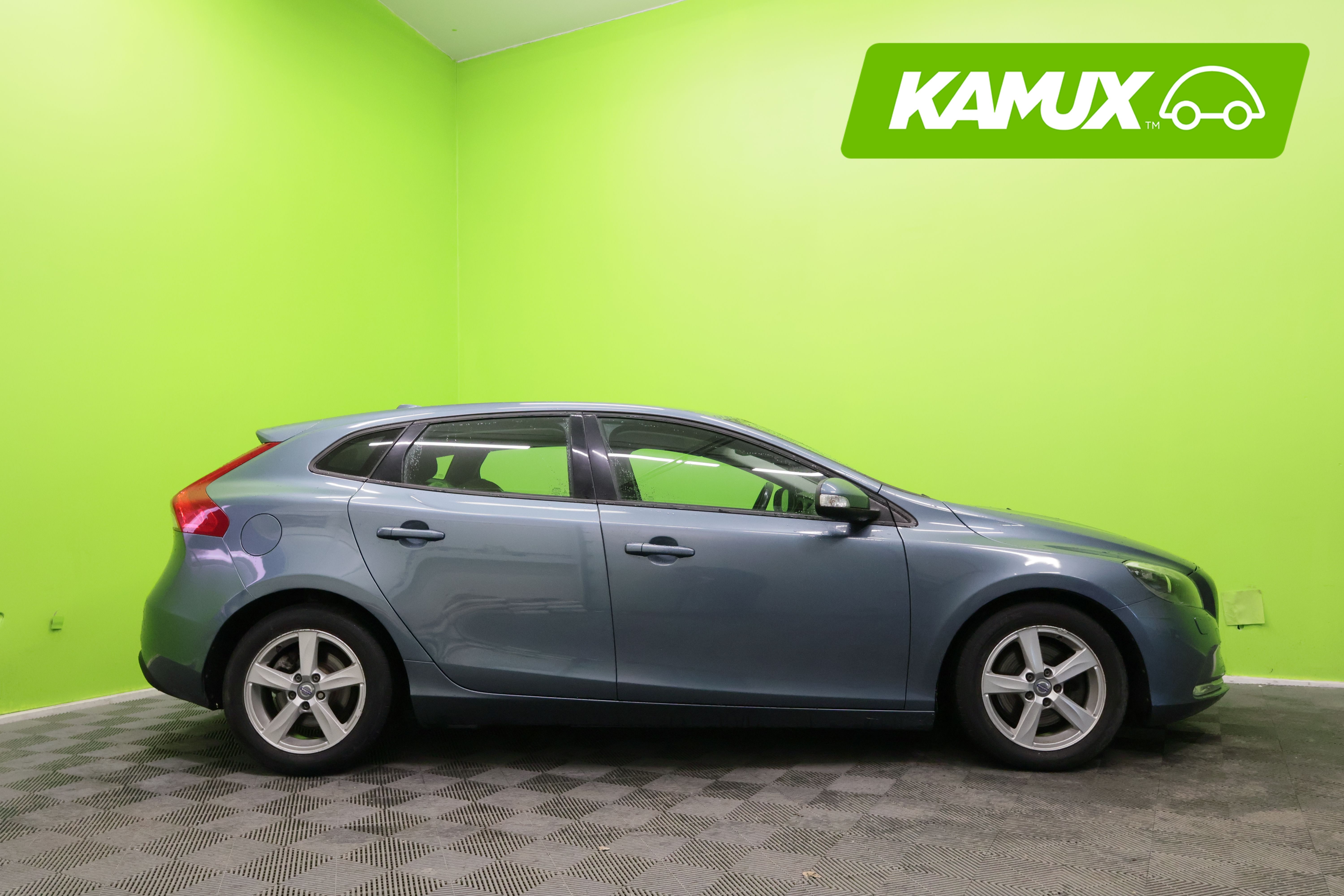 Volvo V40 D2 Business aut 2014, kuva 2/20