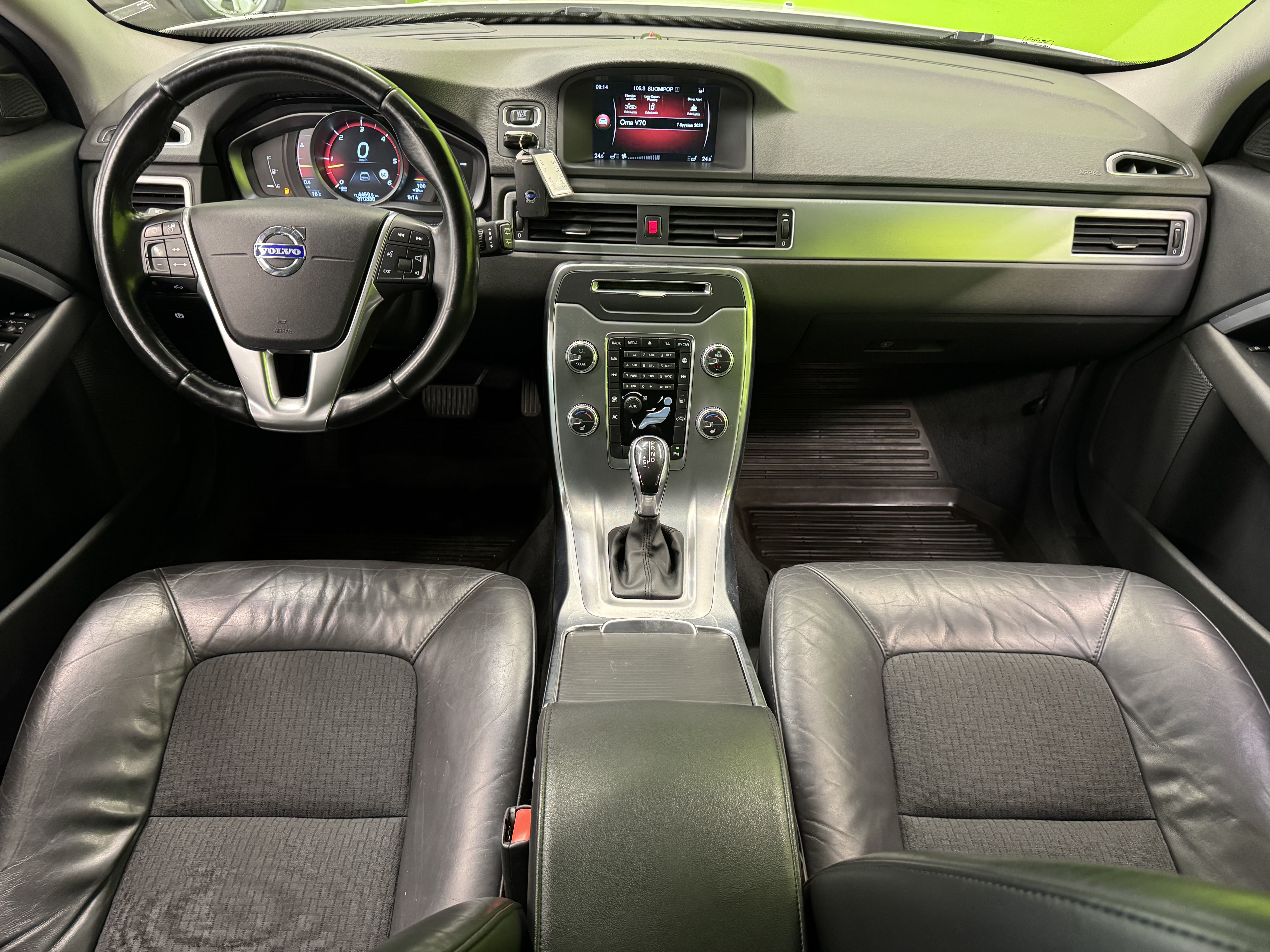 Volvo V70 D4 AWD Momentum aut 2015, kuva 6/19