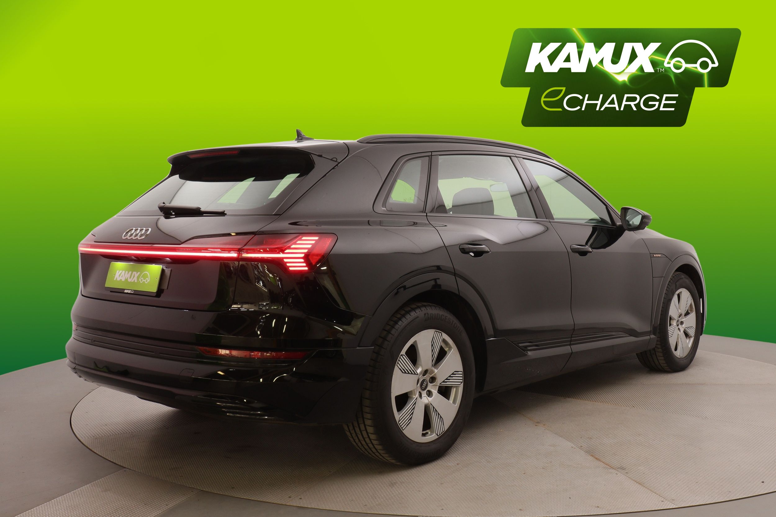 Audi e-tron Advanced 55 quattro 2023, kuva 3/39
