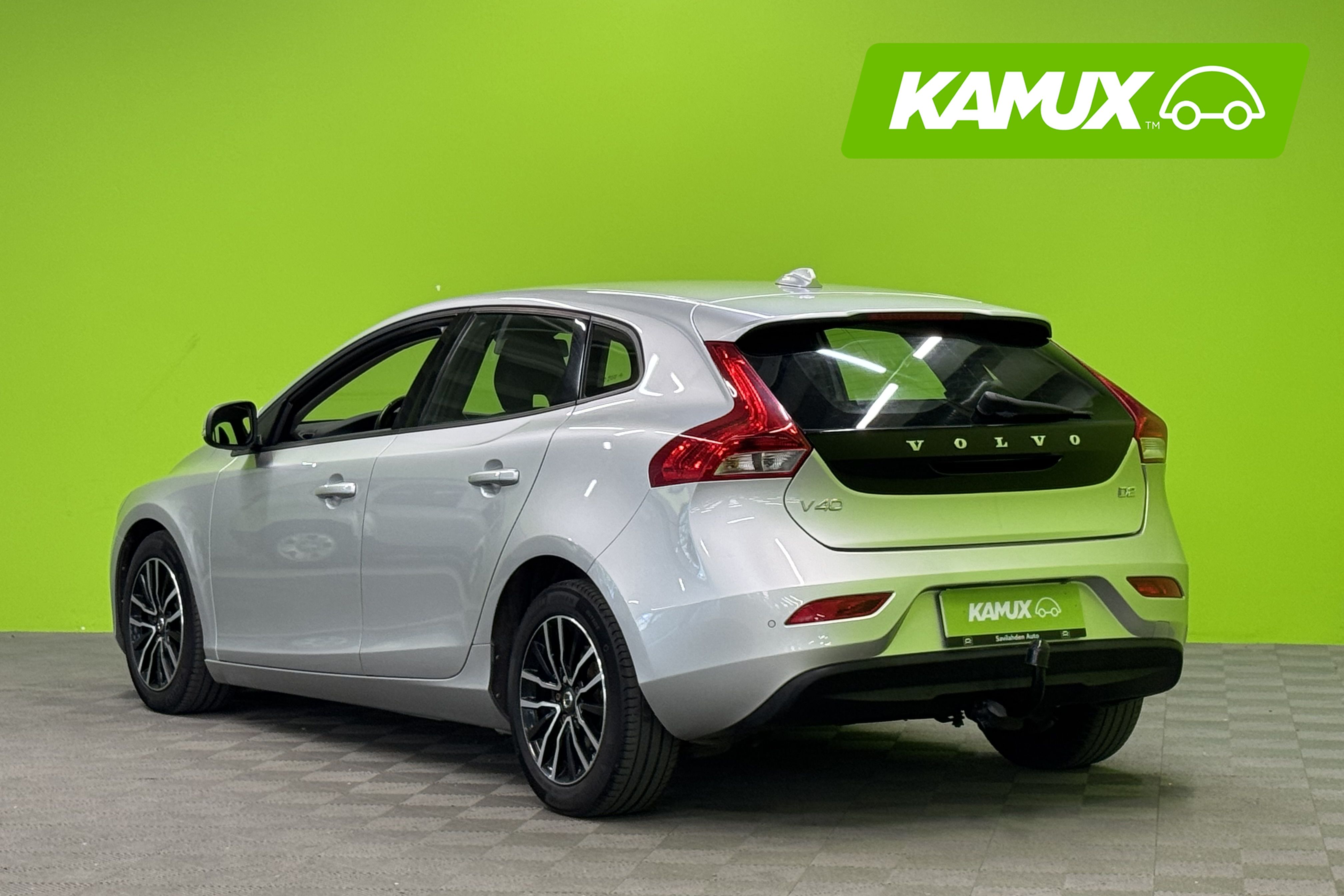 Volvo V40 D2 Momentum aut 2017, kuva 4/21
