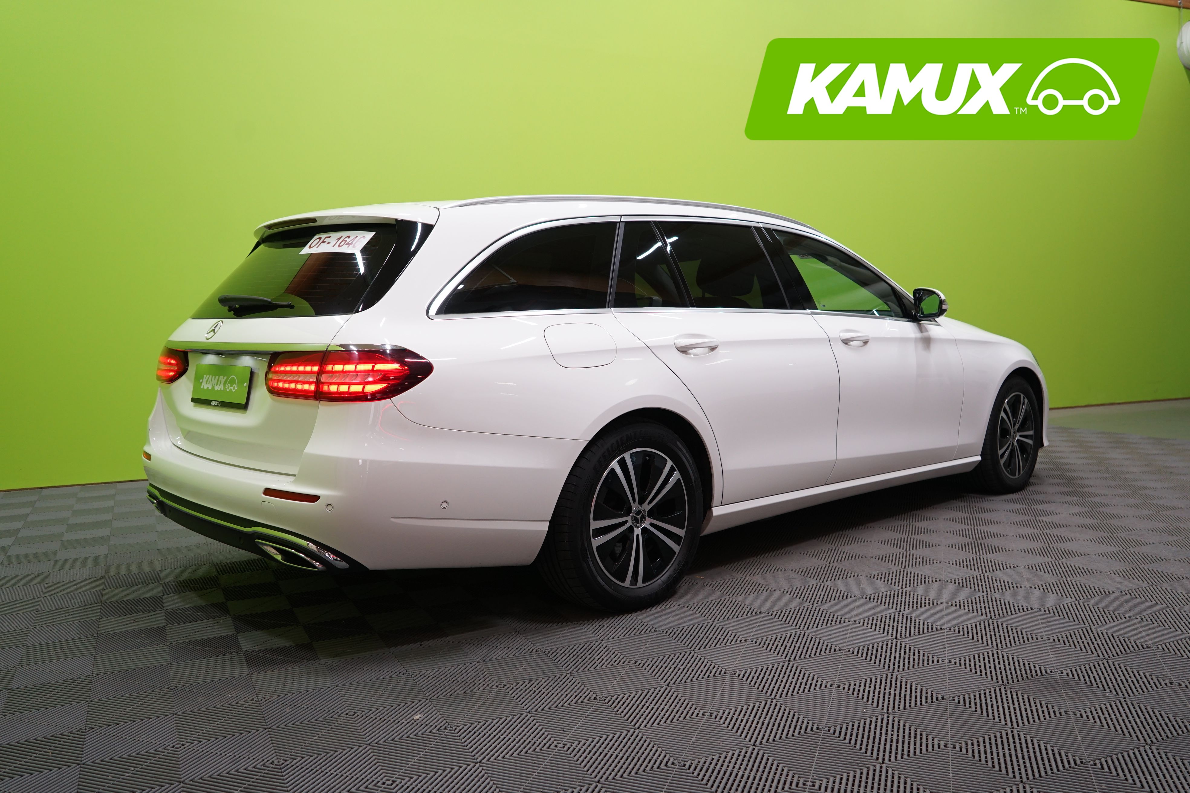 Mercedes-Benz E 2023, photo 3/26