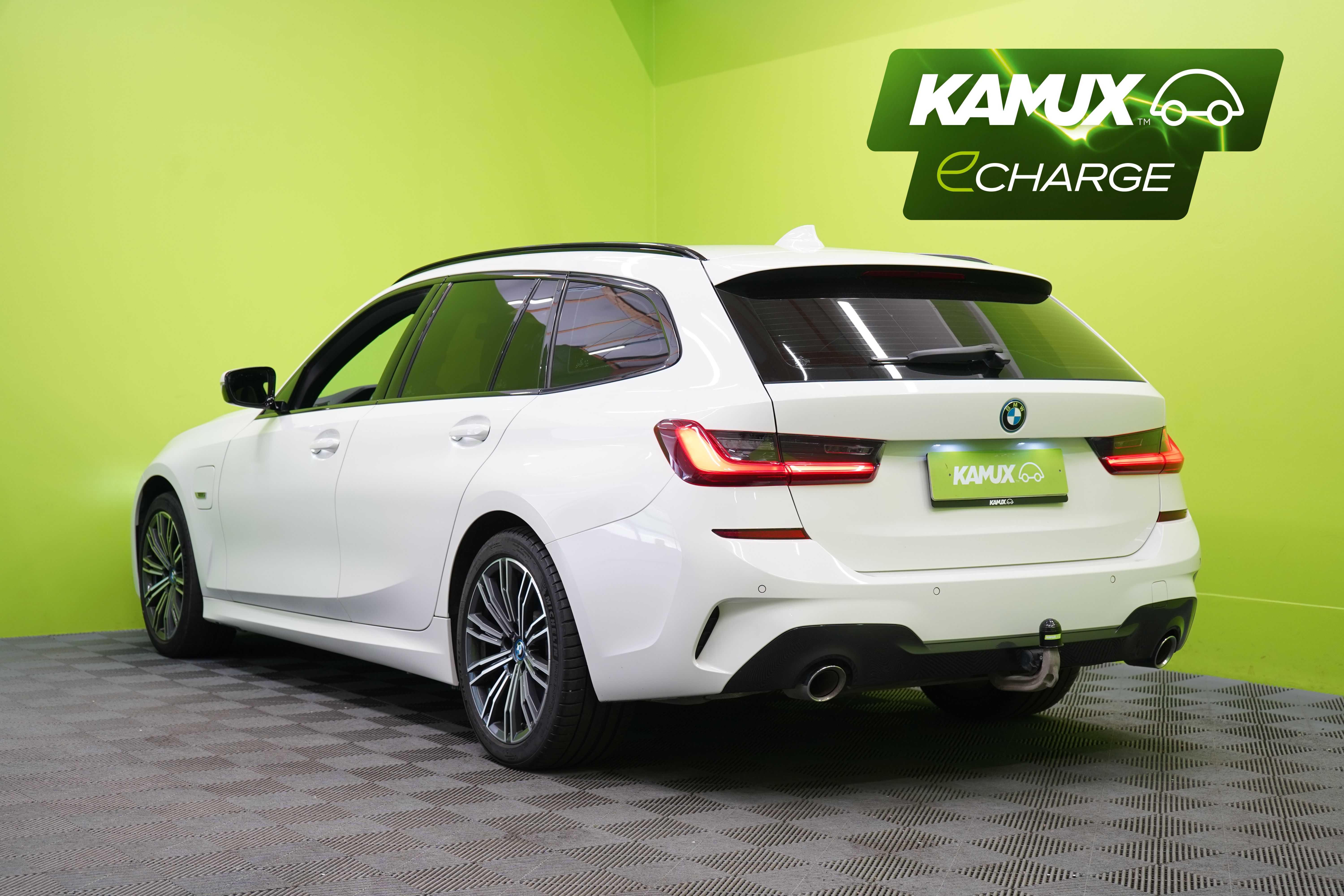 BMW 320 2022, kuva 4/33