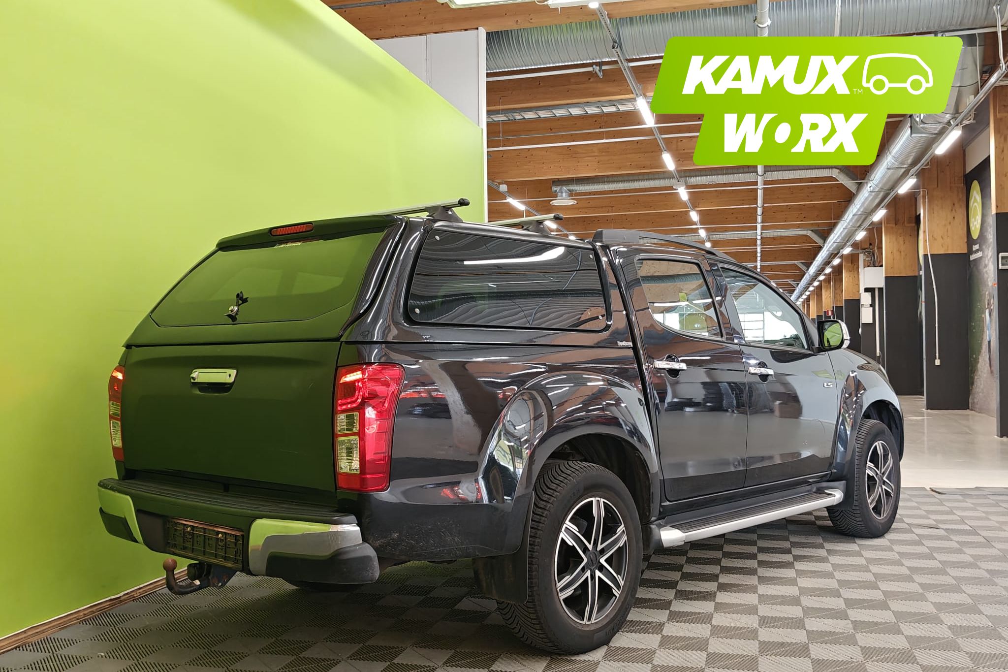 Isuzu D-Max 1,9TD Double Cab Basis 4WD 2018, photo 2/13