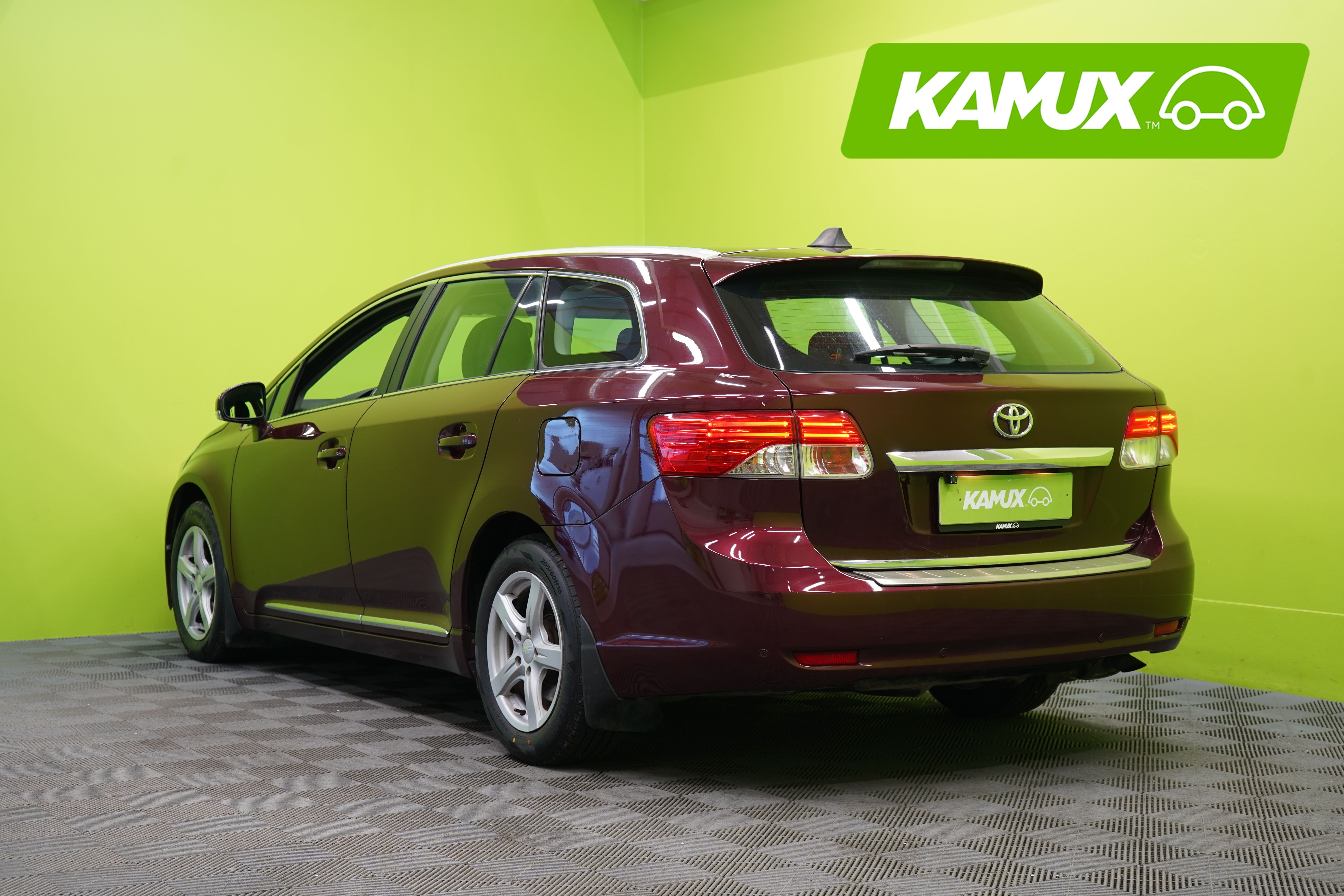 Toyota Avensis 2012, kuva 4/24