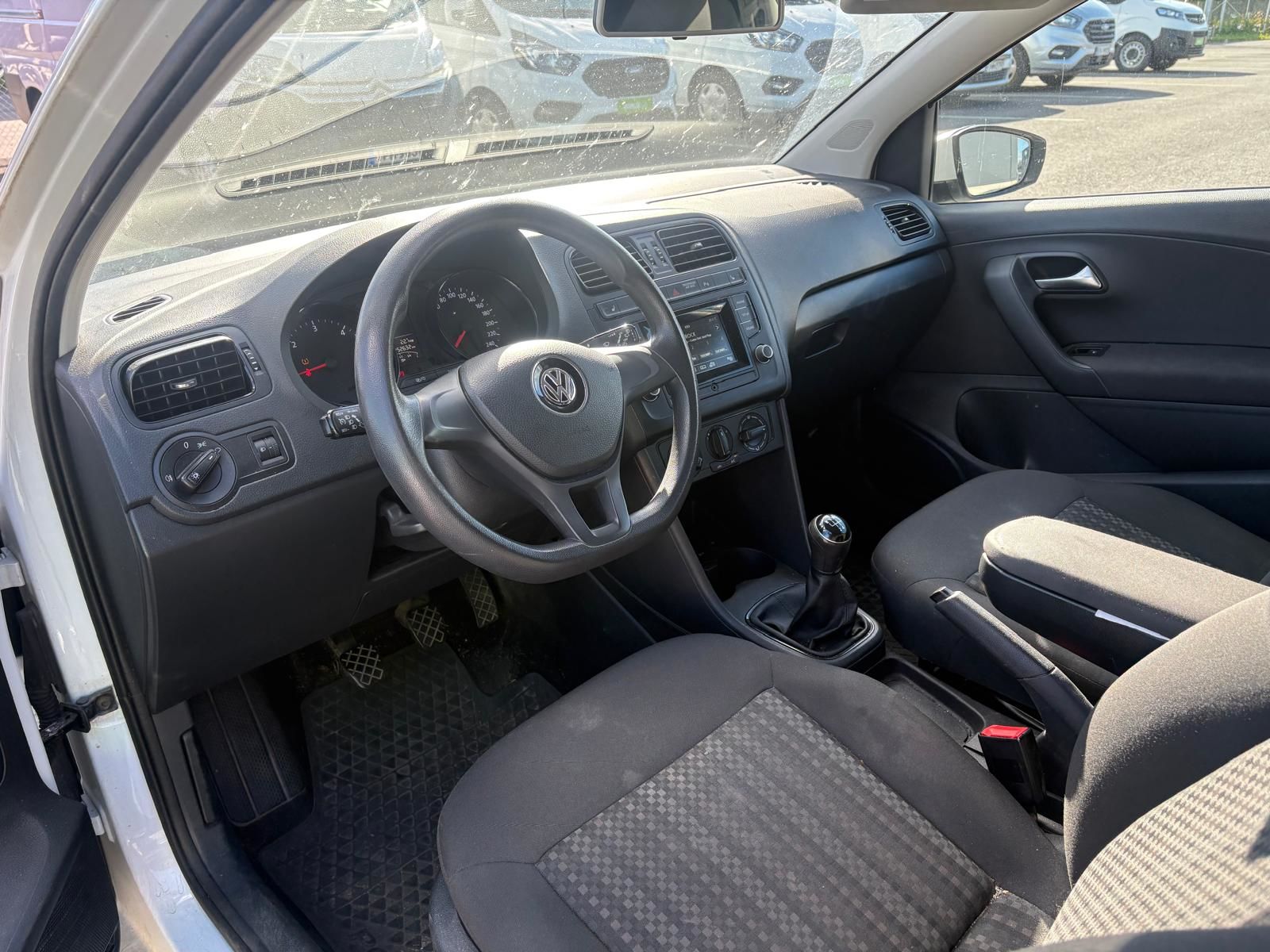 Volkswagen Polo 2016, kuva 5/5