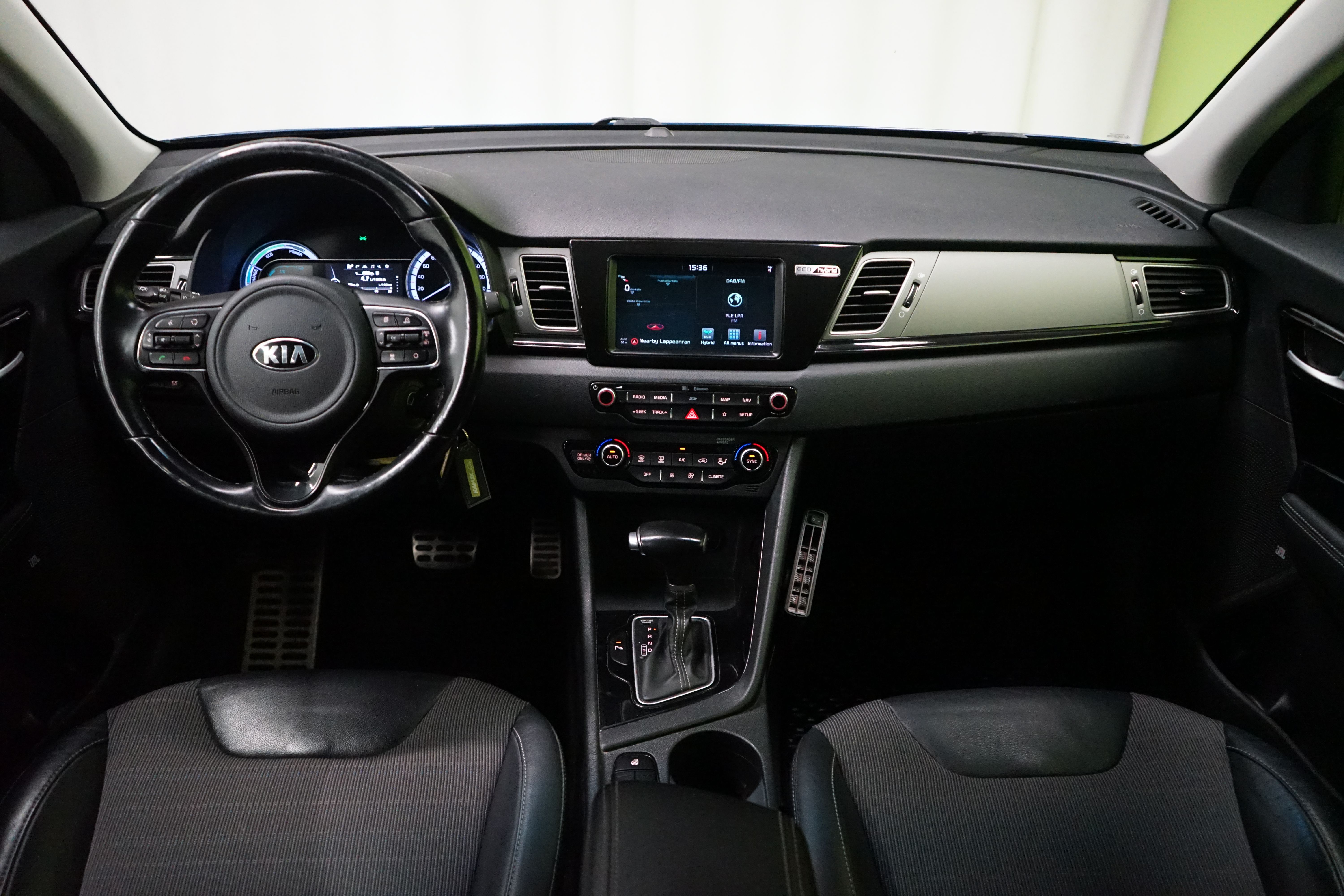 Kia Niro 1,6 GDI Hybrid EX DCT 2019, photo 6/22