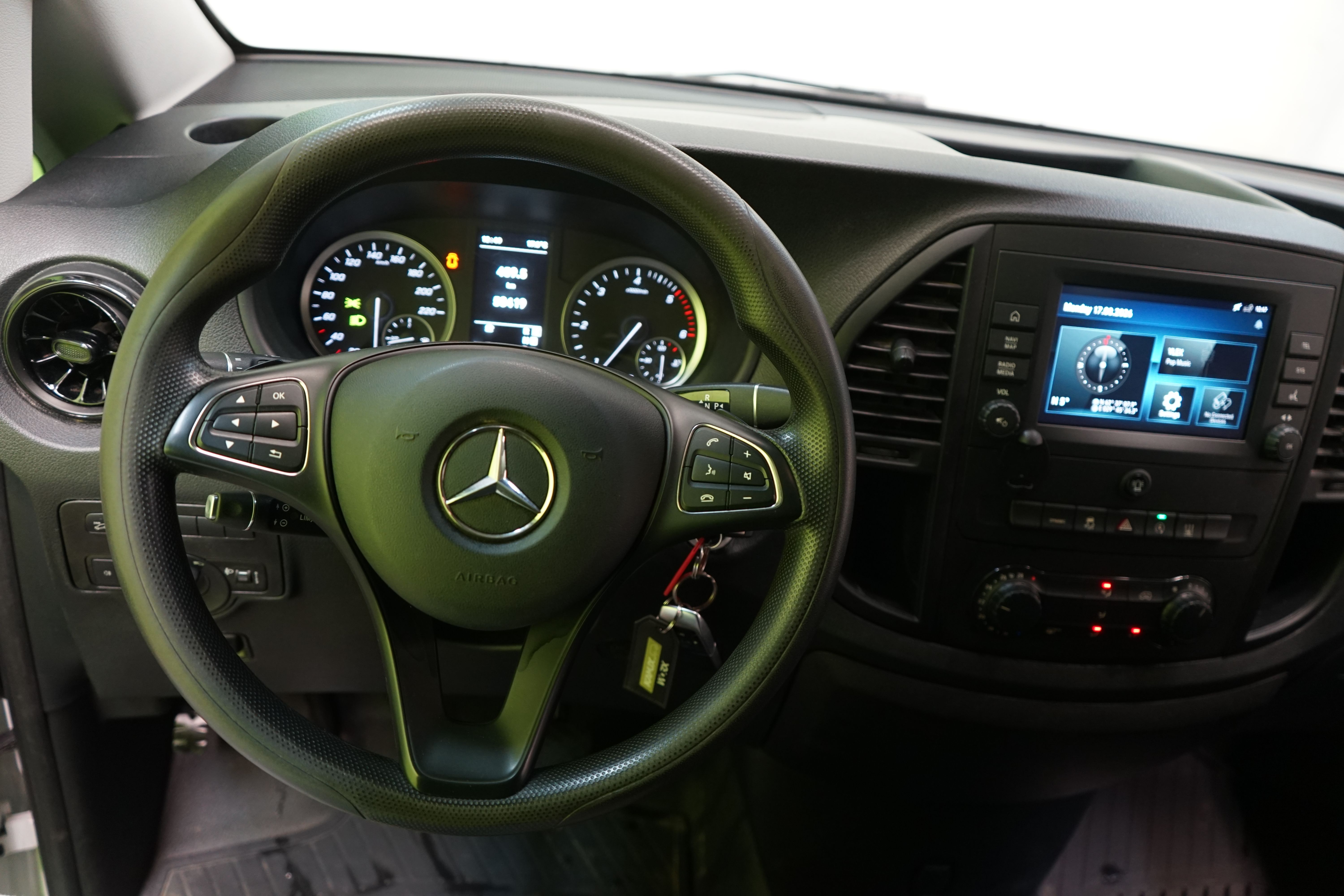 Mercedes-Benz Vito 2021, kuva 6/25