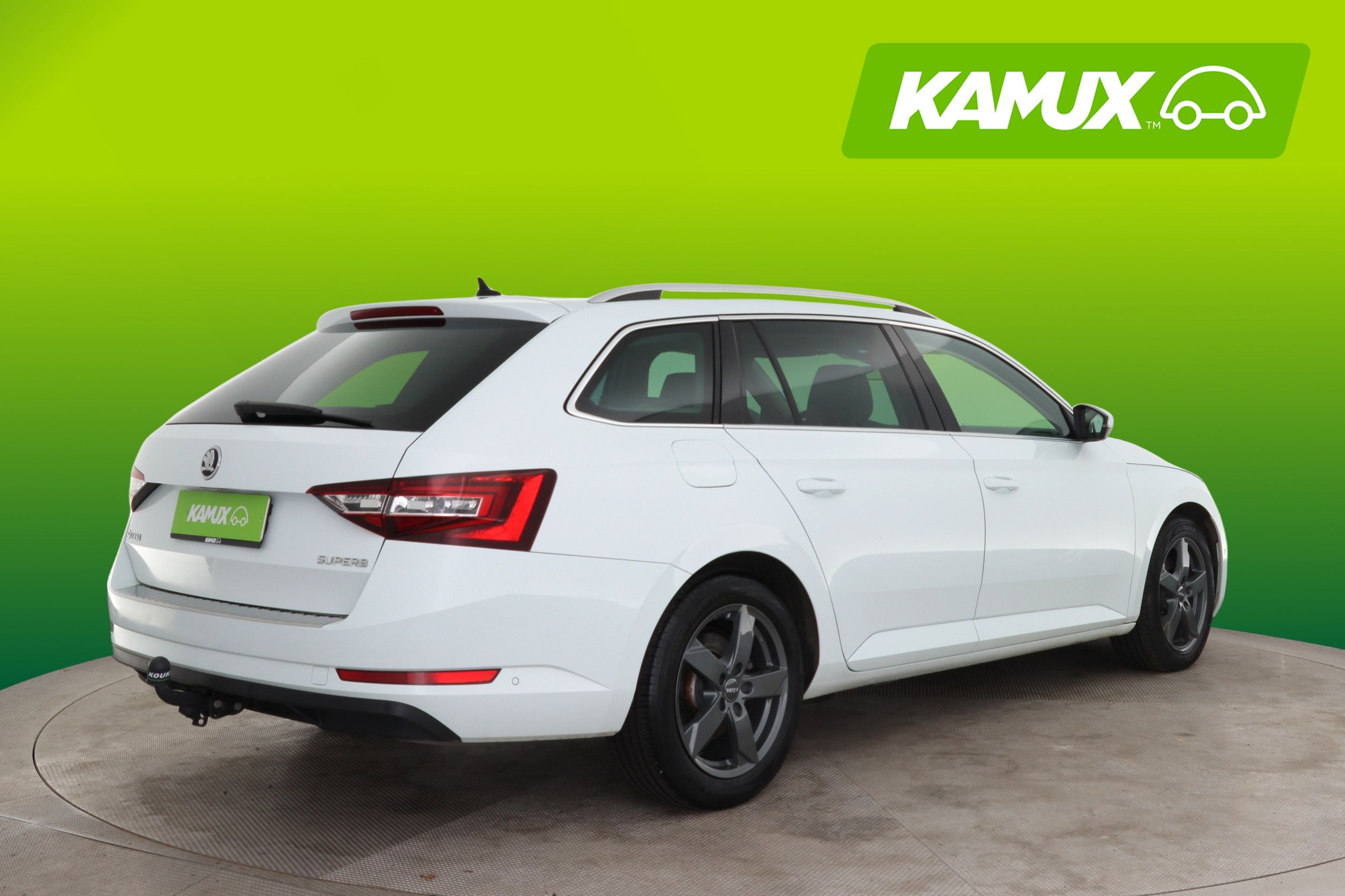 Skoda Superb 2016, kuva 3/31
