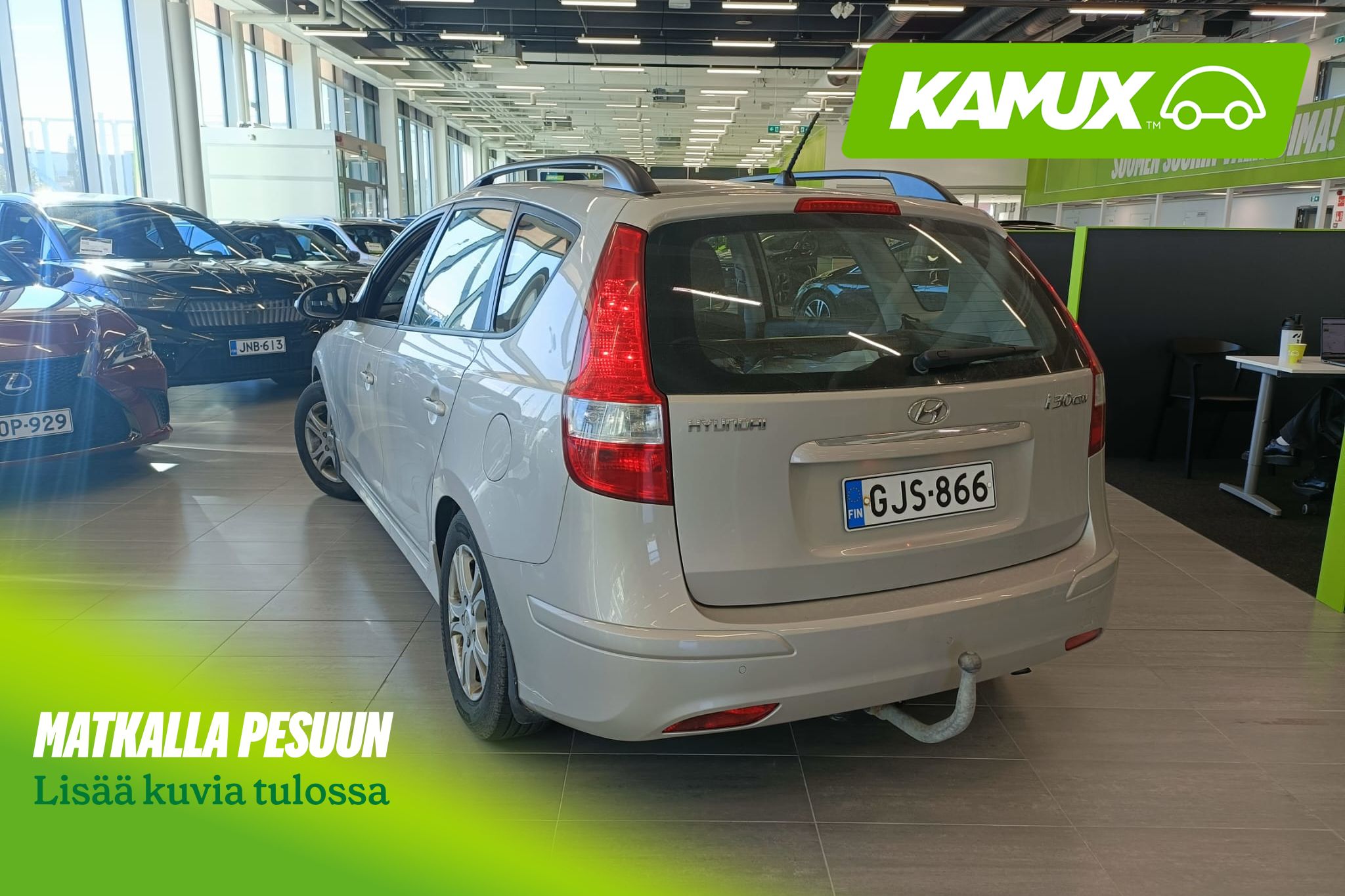 Hyundai i30 Wagon 1,6 CVVT 4AT Premium 2011, kuva 2/4