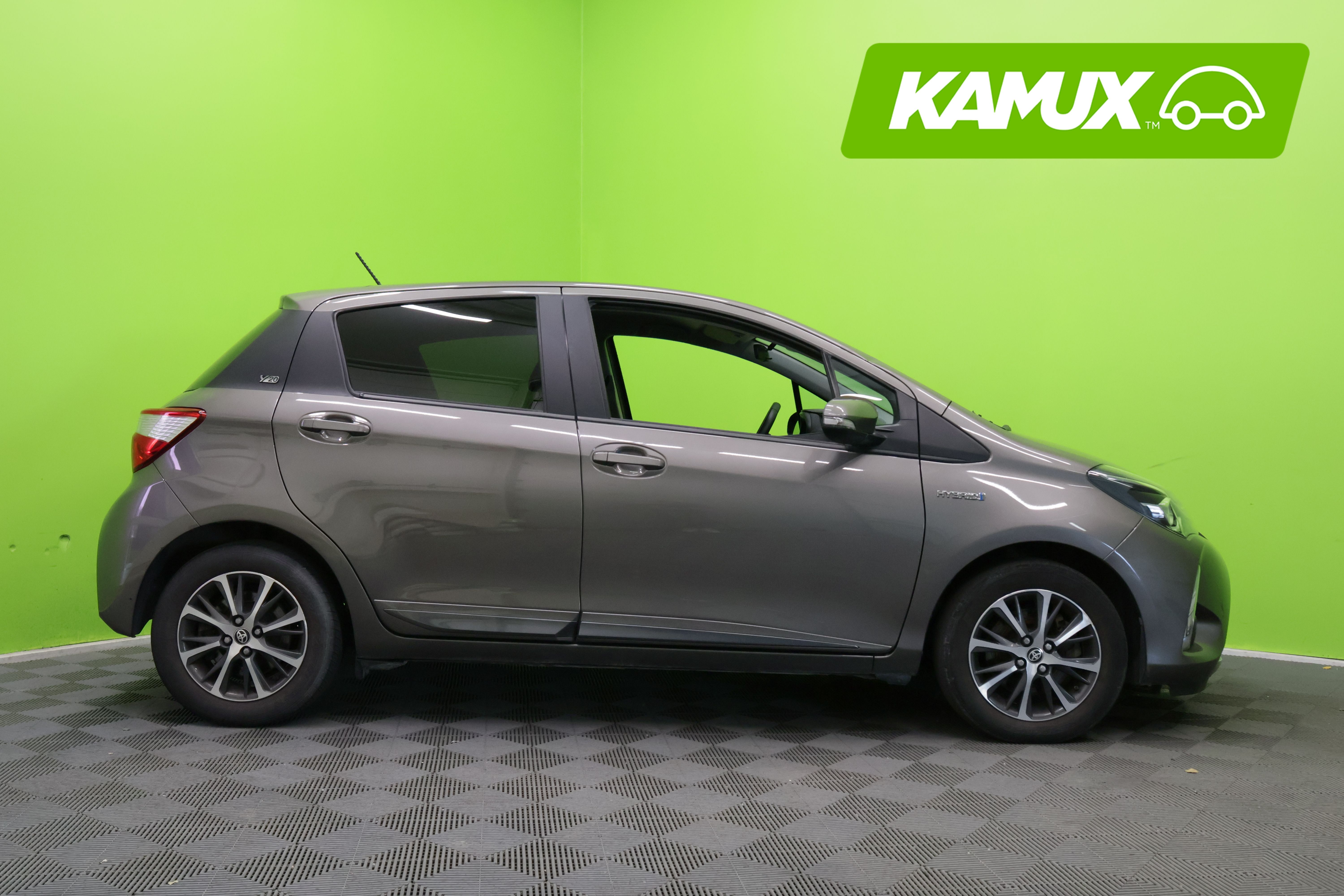 Toyota Yaris 1,5 Hybrid Y20 Edition 2019, photo 3/15