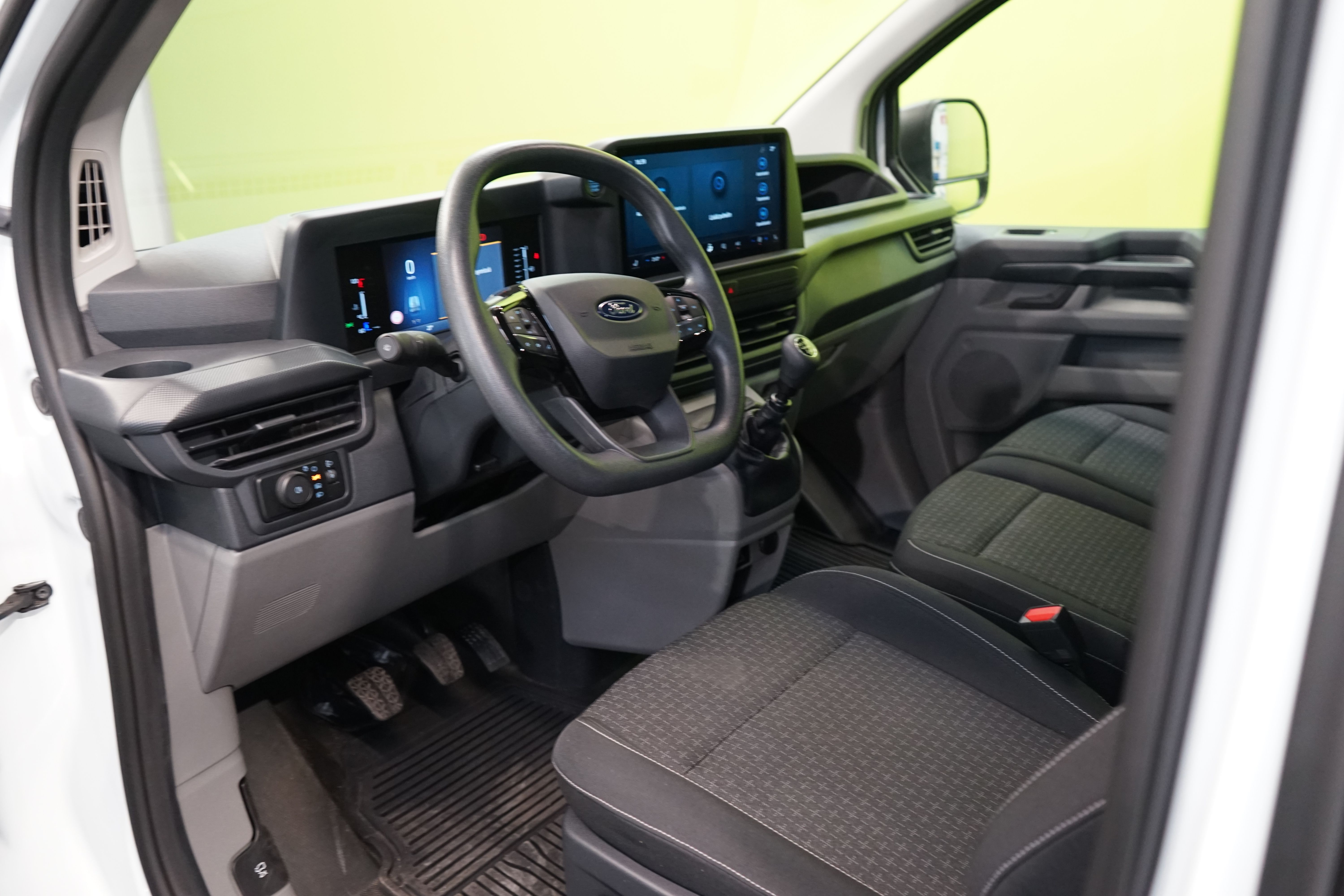 Ford Transit Custom 2025, photo 7/16