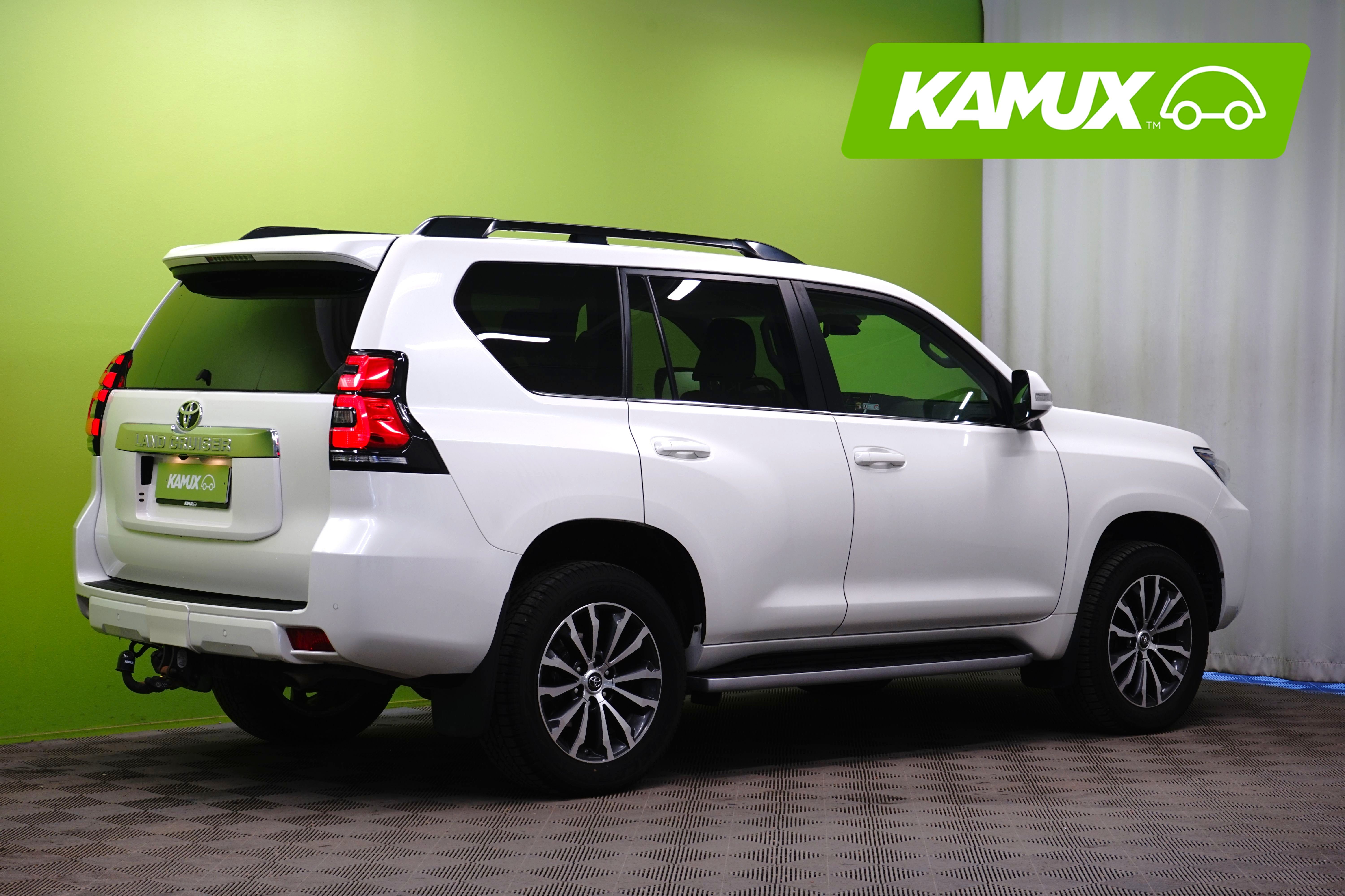 Toyota Land Cruiser 2018, photo 3/21