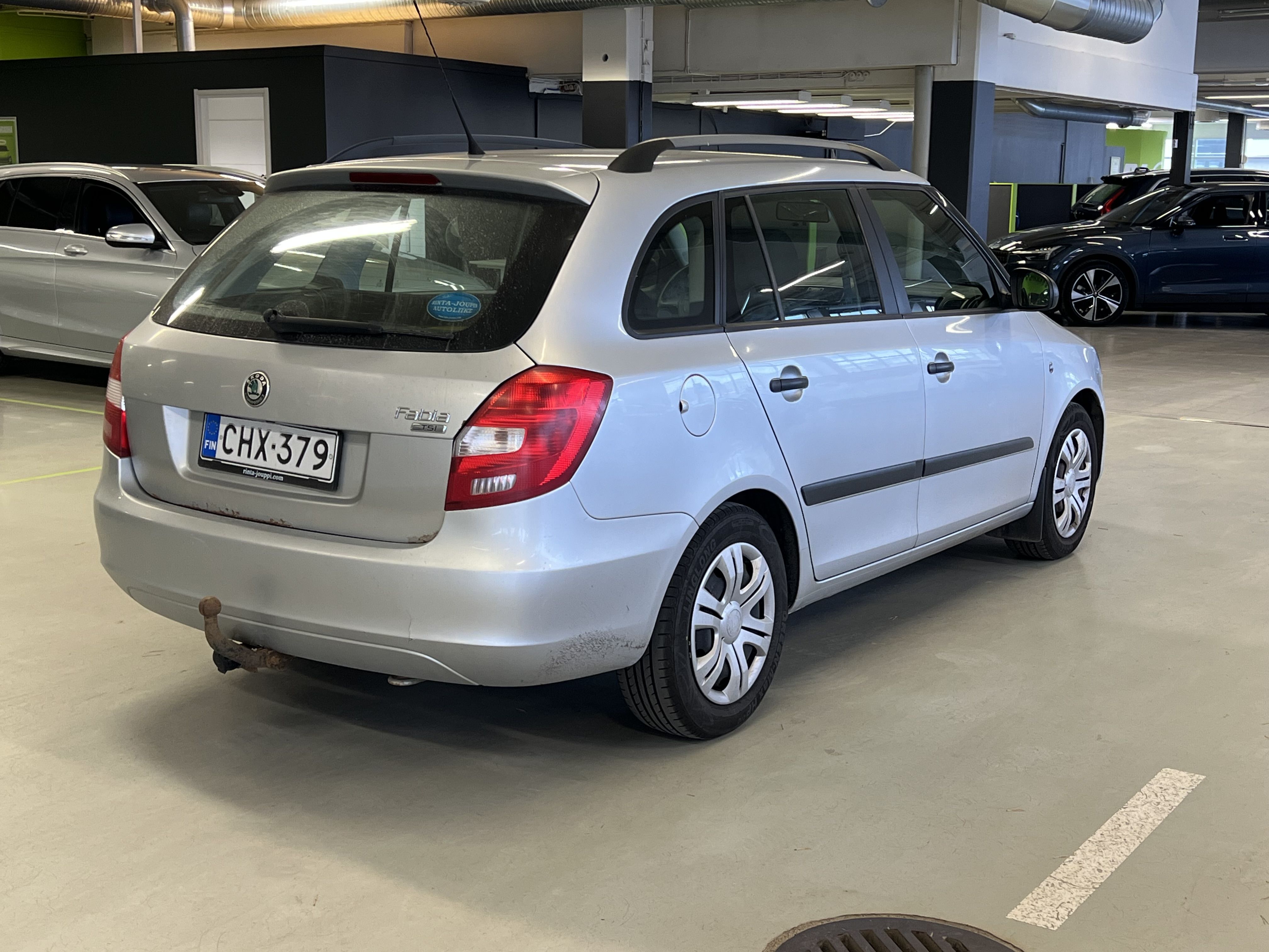 Skoda Fabia Combi 1,2 TSI 85 Classic 2010, kuva 4/5